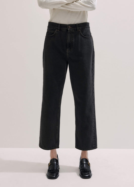 Black Straight Cropped Relaxed Jean