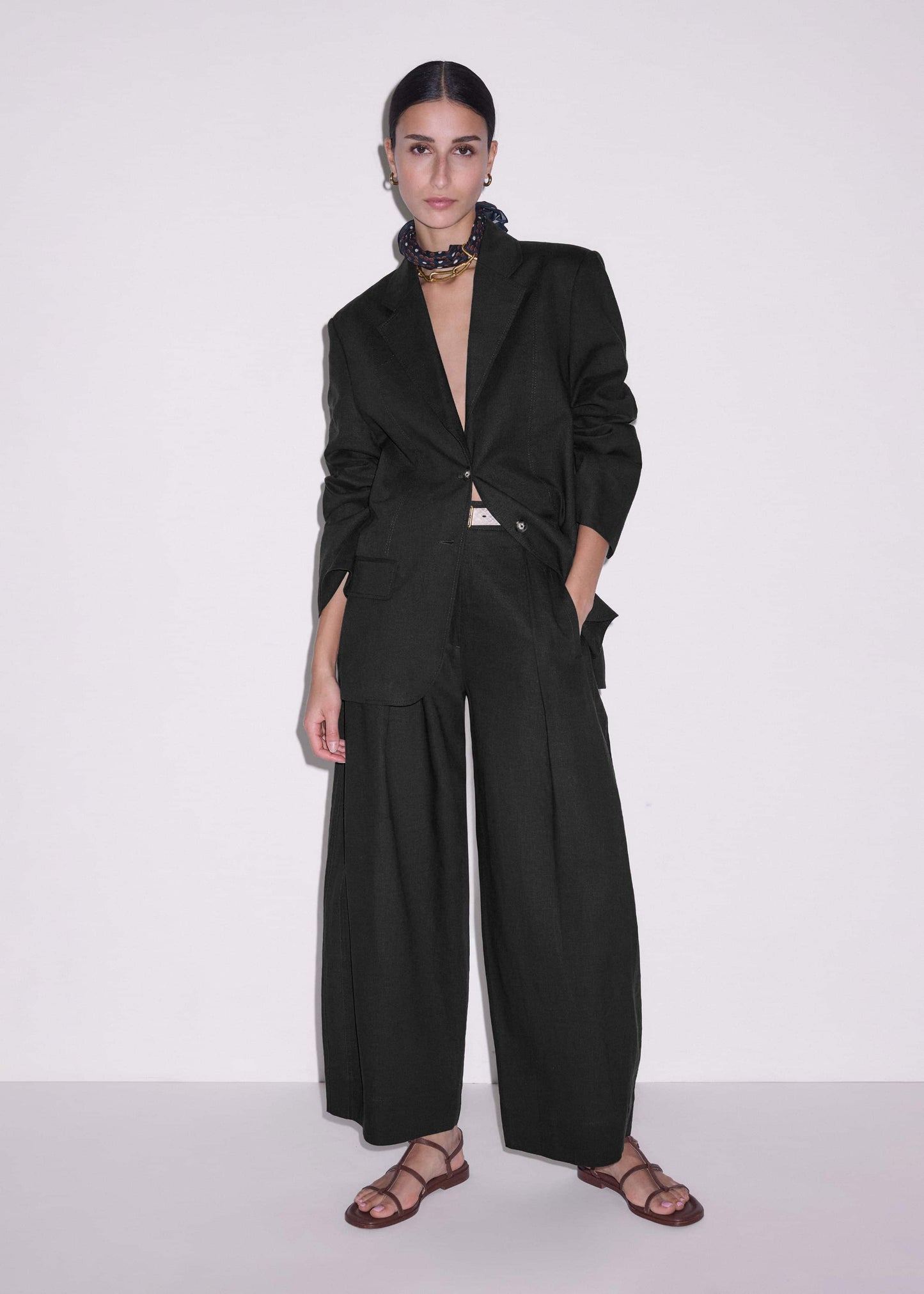 Black Extreme Taper Pant