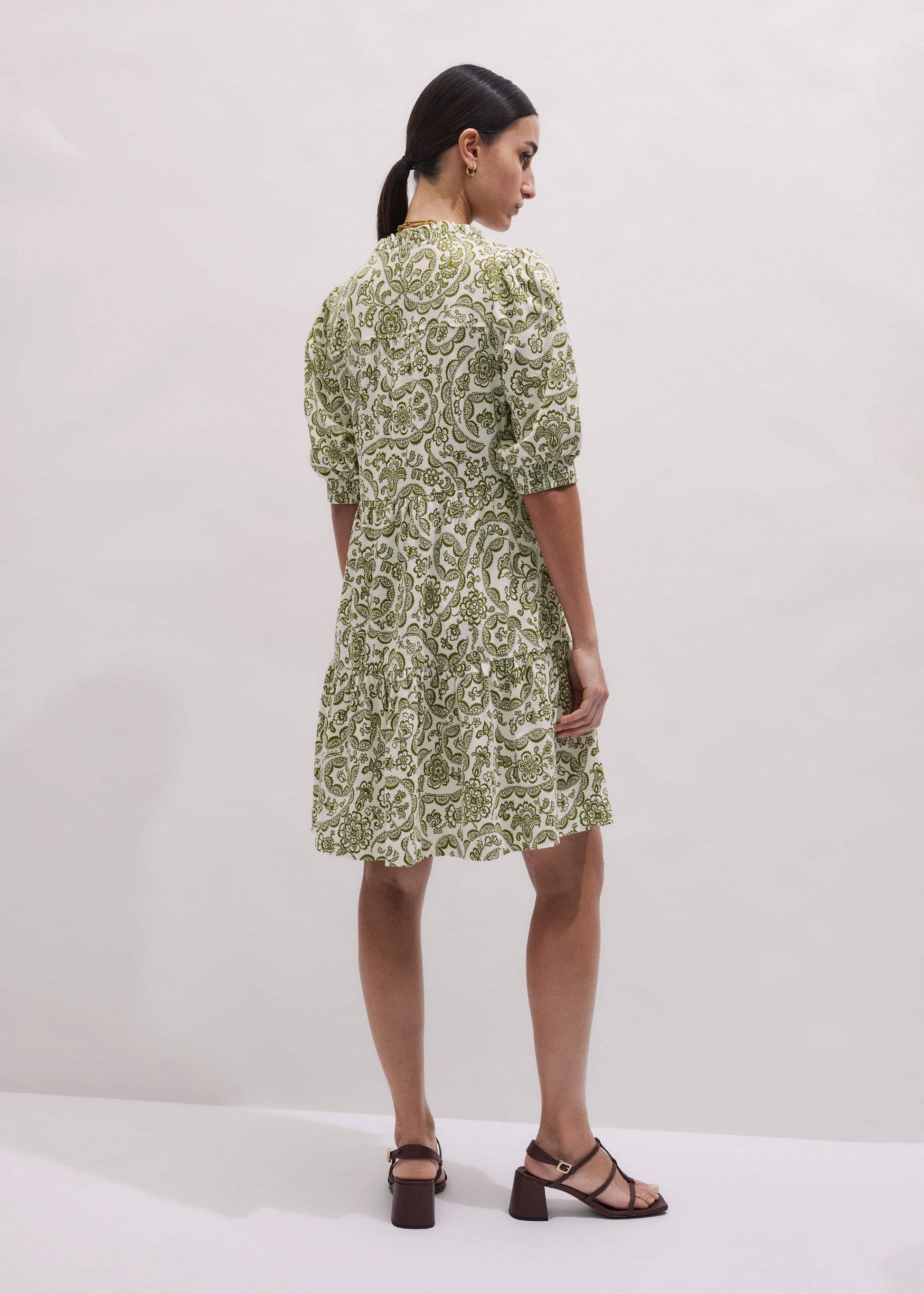 Green Entangled Lace Print Tiered Short Dress