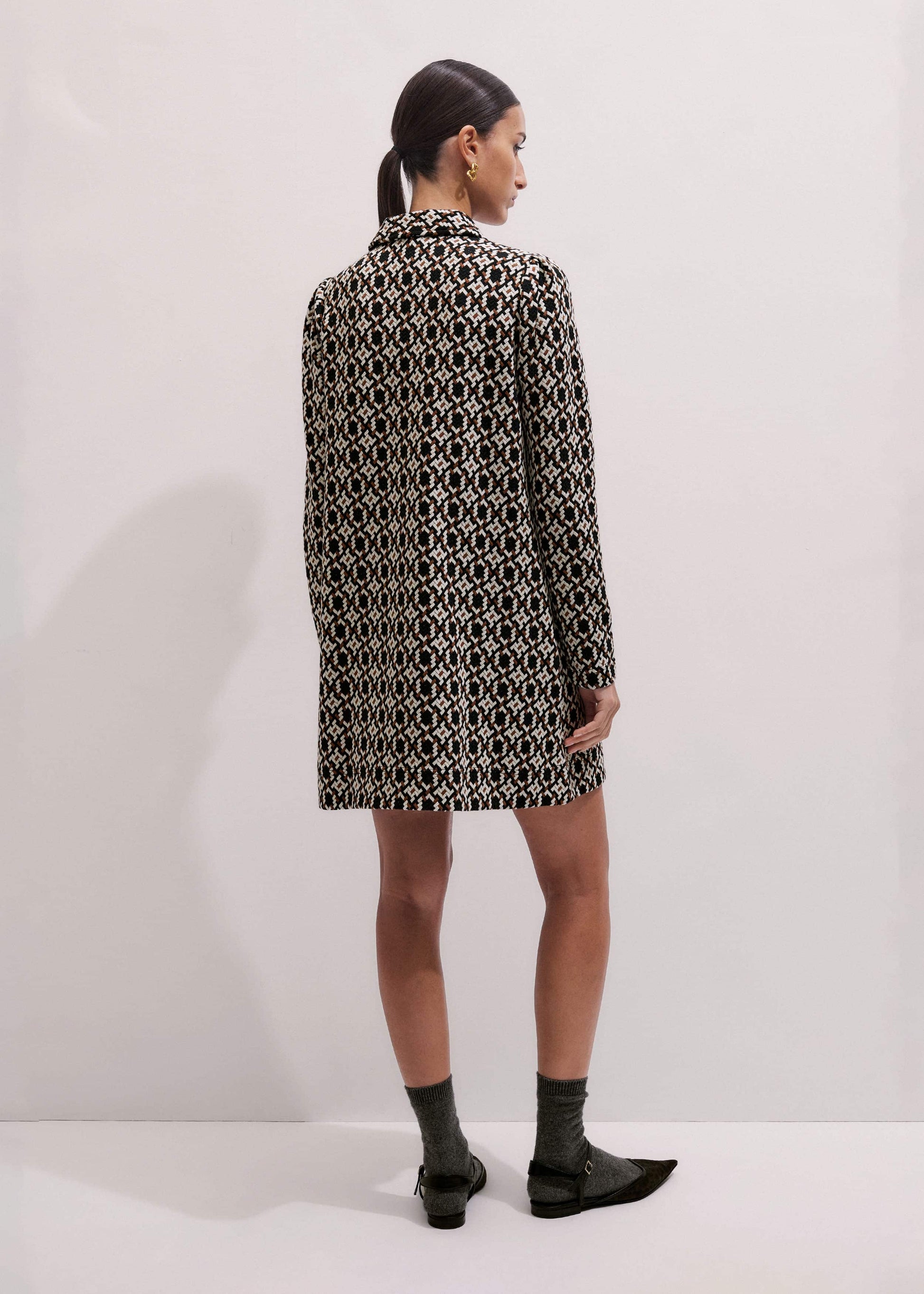 ME+EM's Navy Graphic Jacquard Short A-Line Dress is crafted from soft jersey in a graphic blend of colors. Shop now.