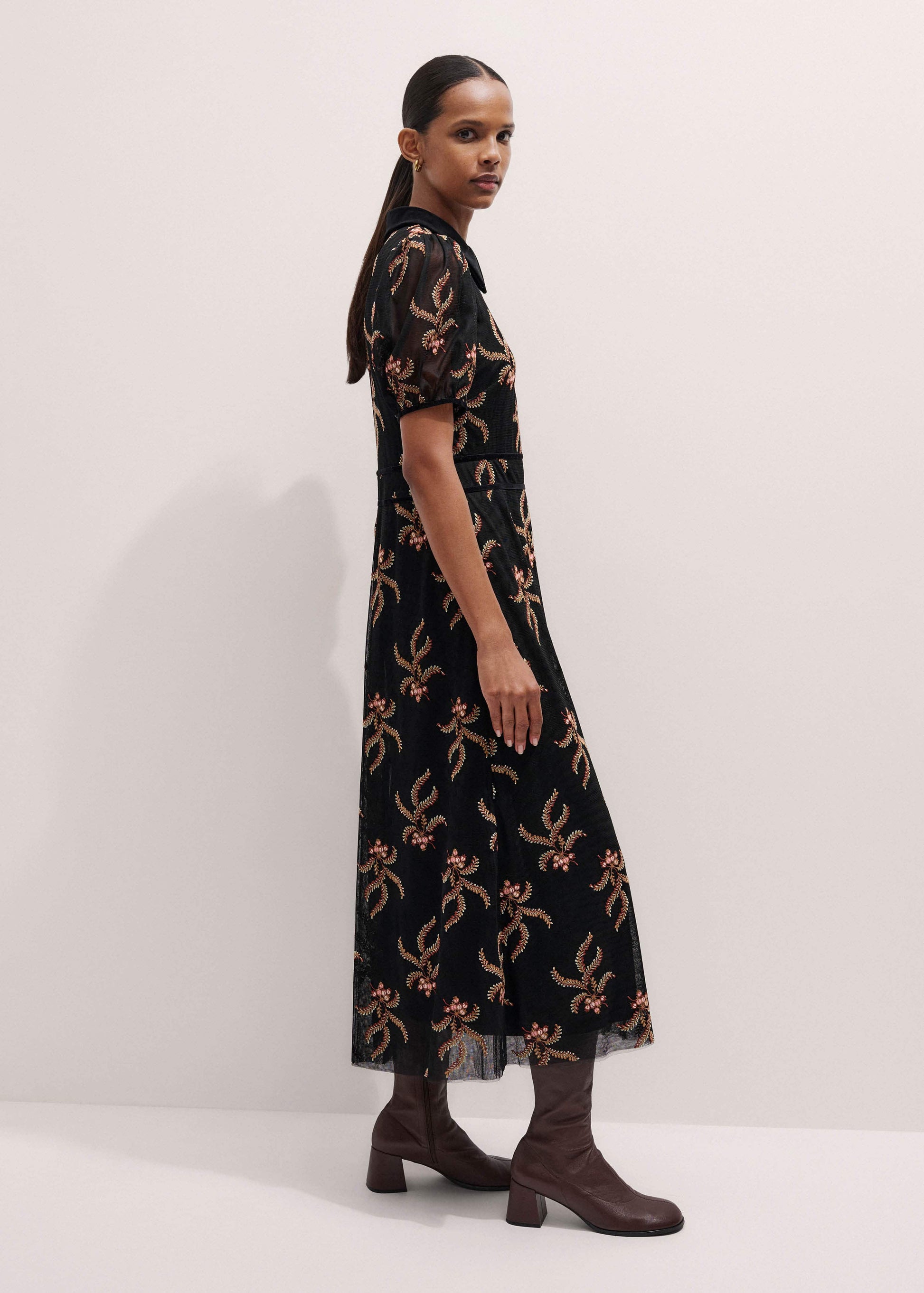 Black Autumn Floral Embroidery Maxi Dress