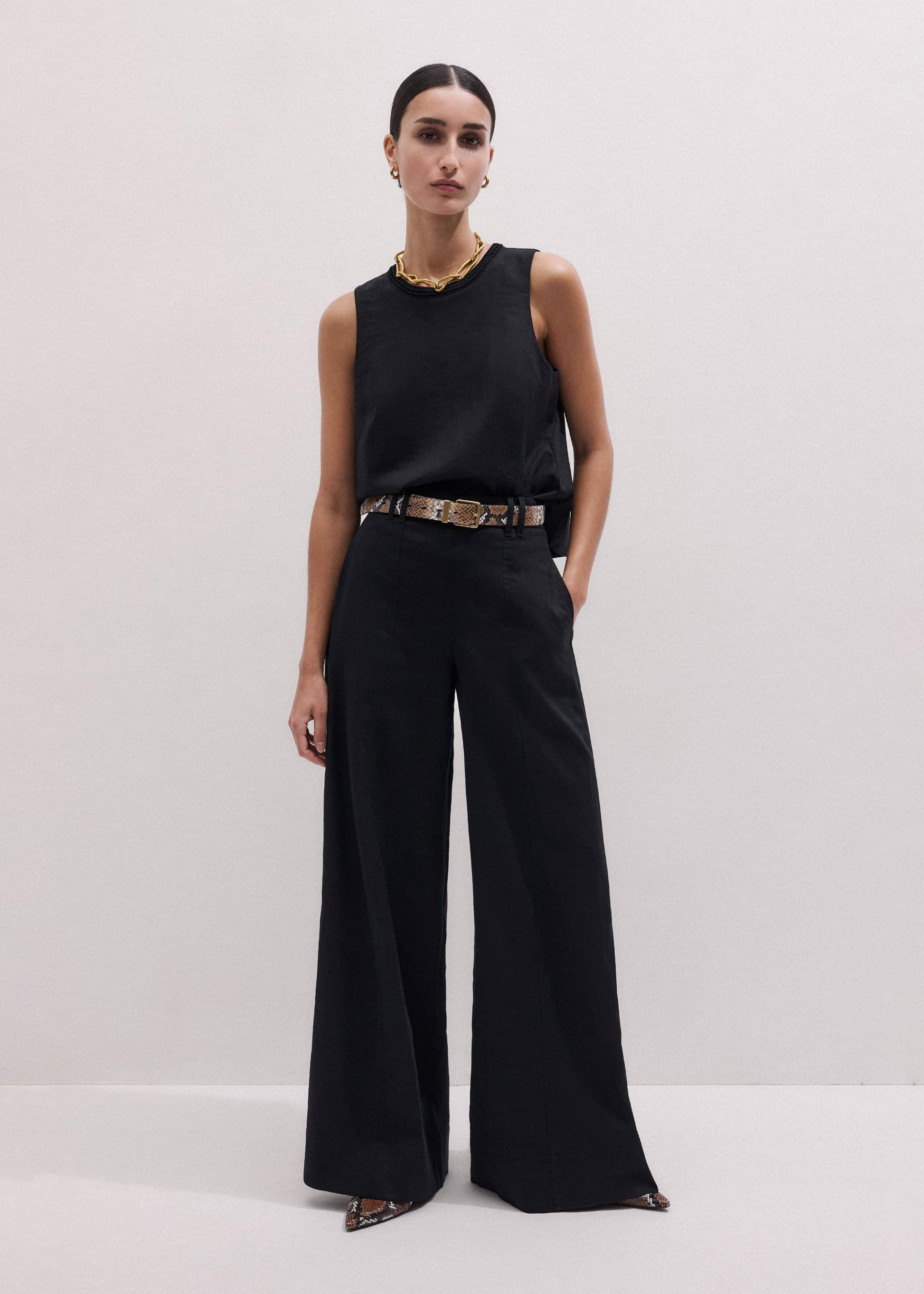 Black Wide-Leg Pant