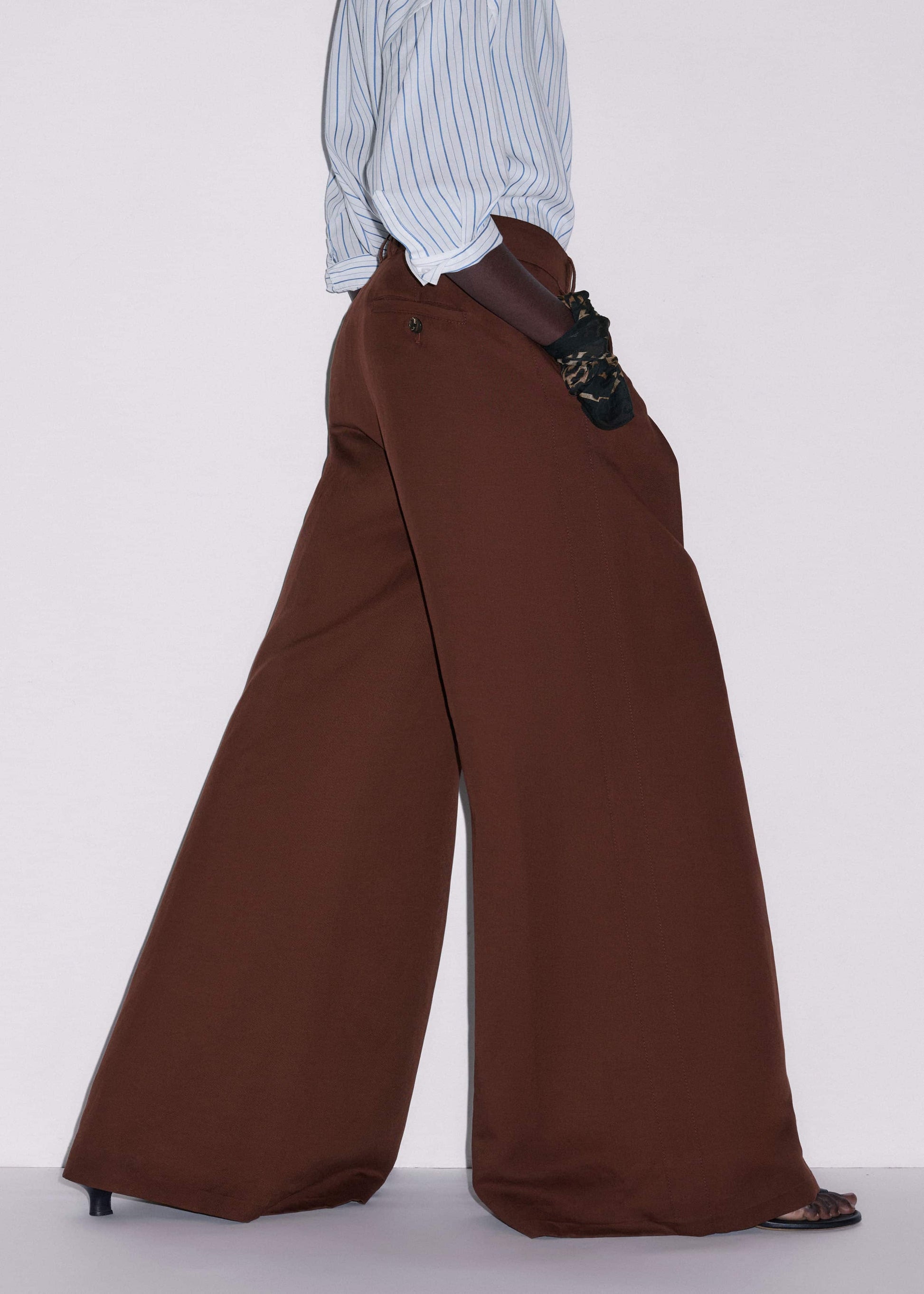 Cinnamon Brown Very Wide-Leg Pant