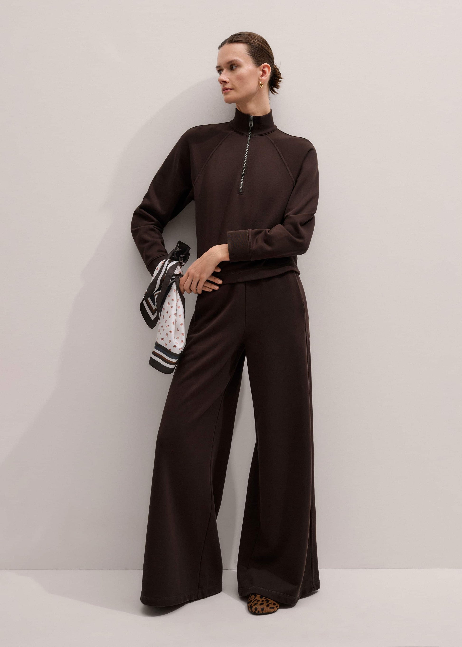 Brown Sweatshirt Wide-Leg Track Pant