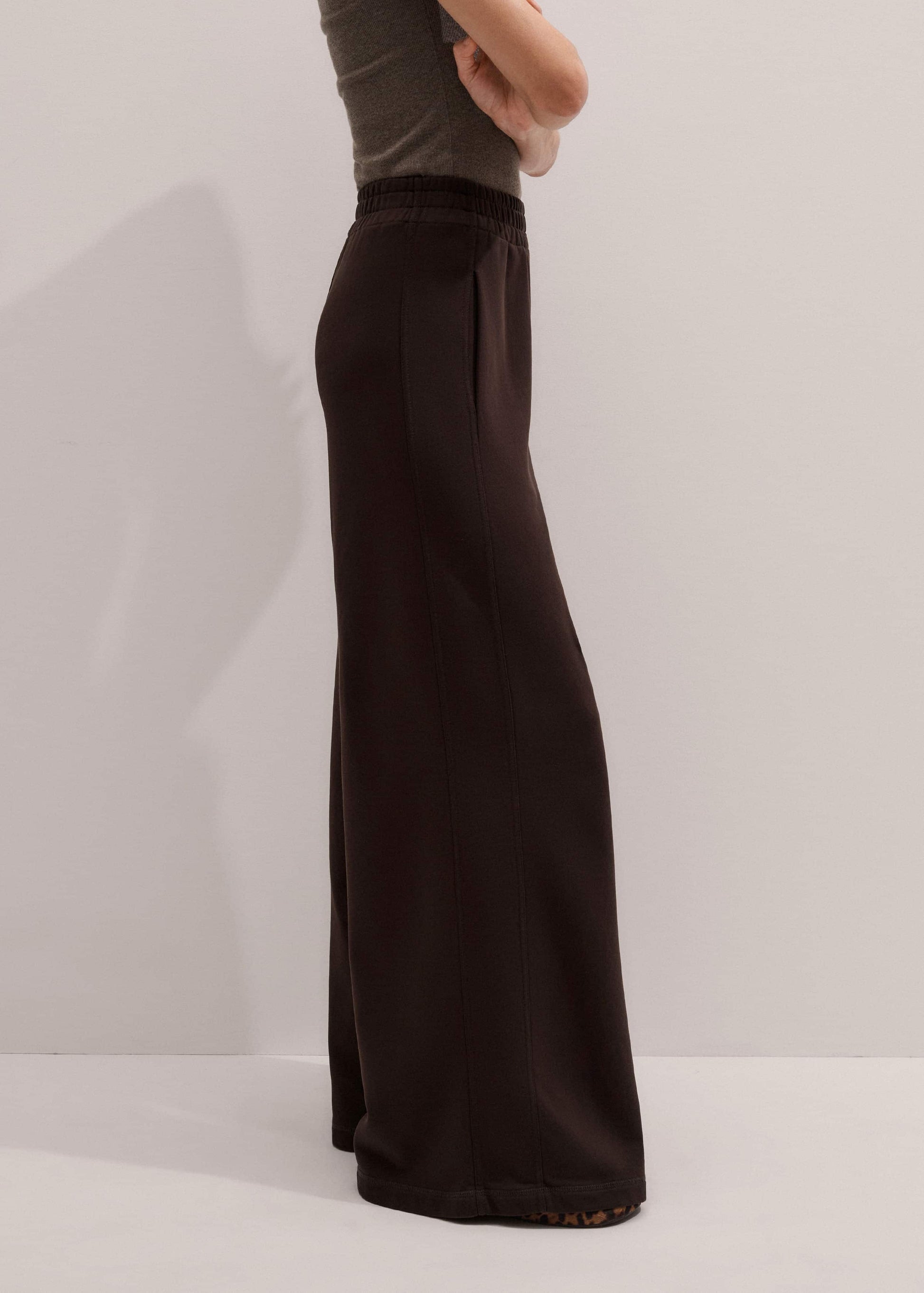Brown Sweatshirt Wide-Leg Track Pant