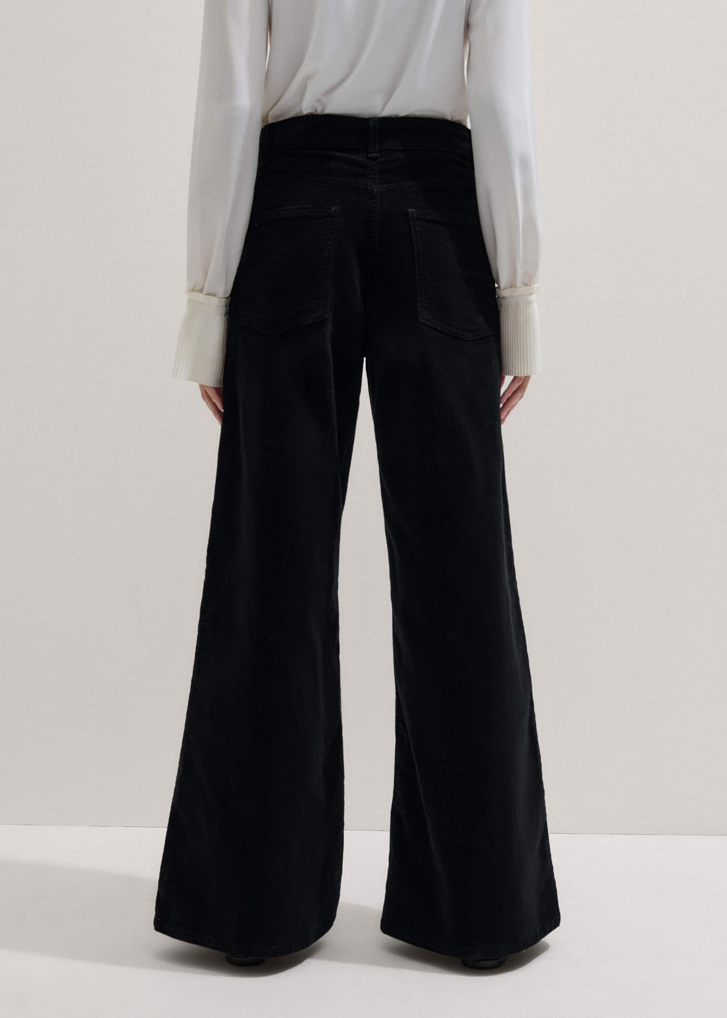 Black Ultimate Wide-Leg Pant
