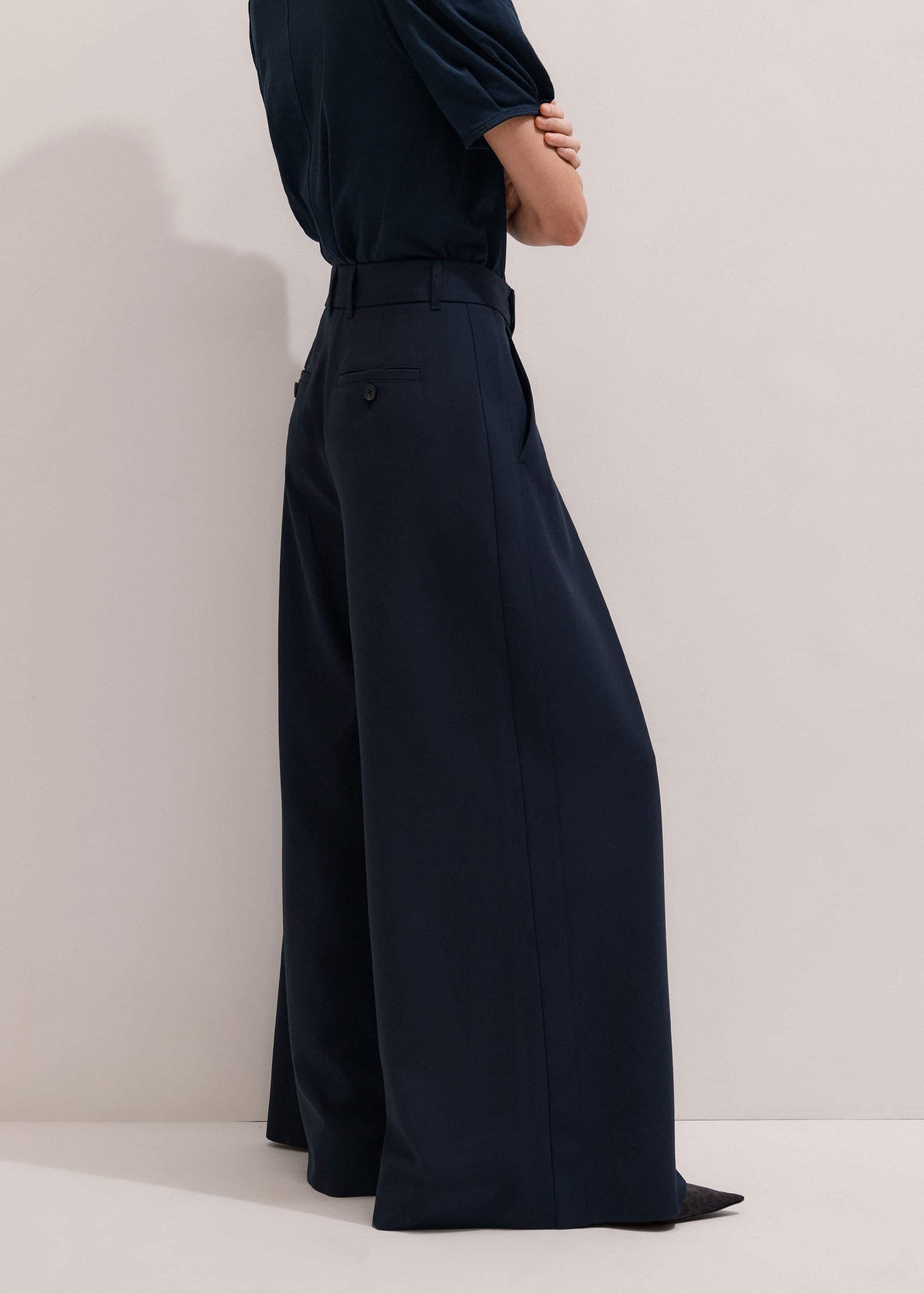 Navy Ultimate Very Wide-Leg Pant