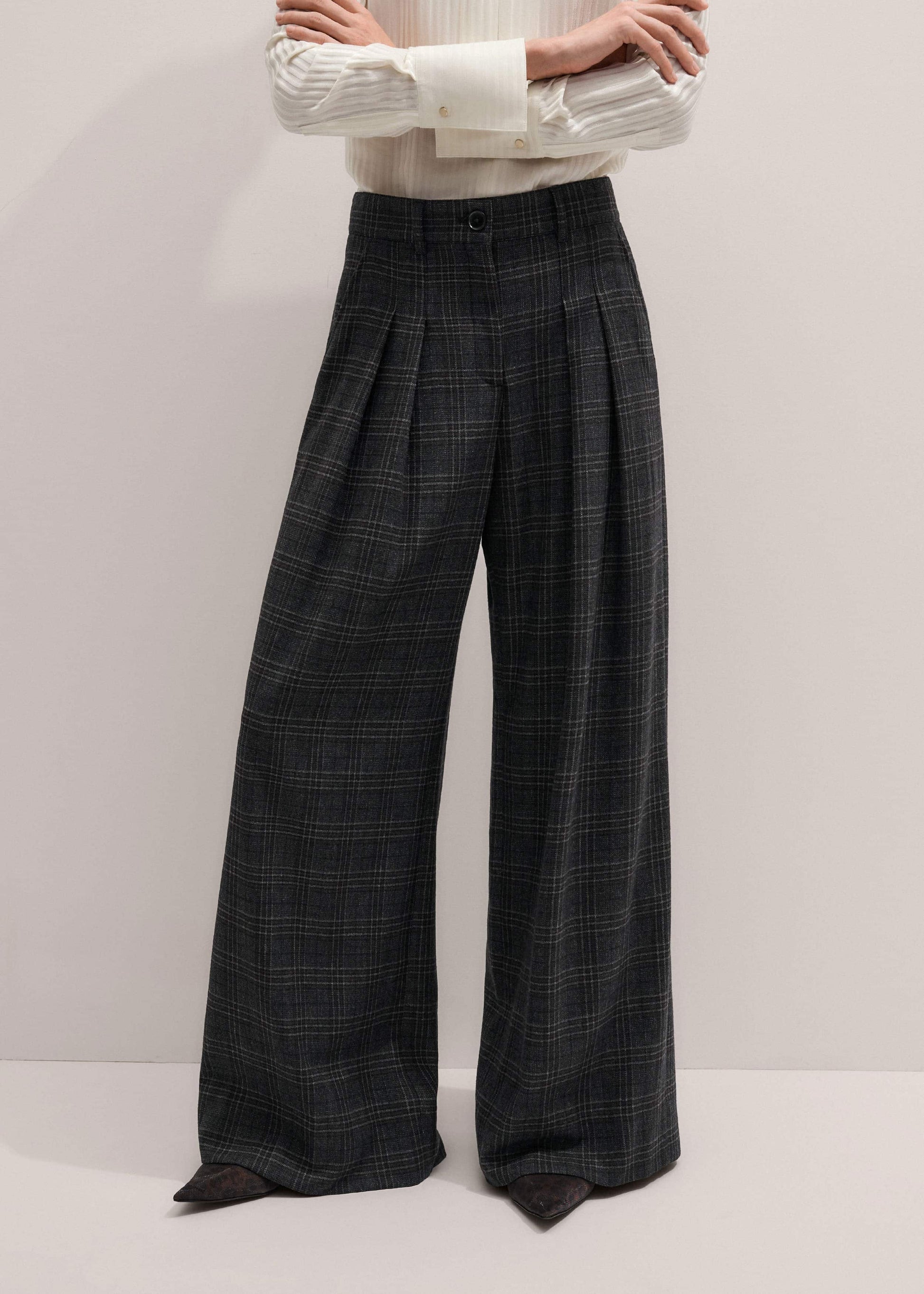 Gray Wool Wide-Leg Double Pleat Trouser