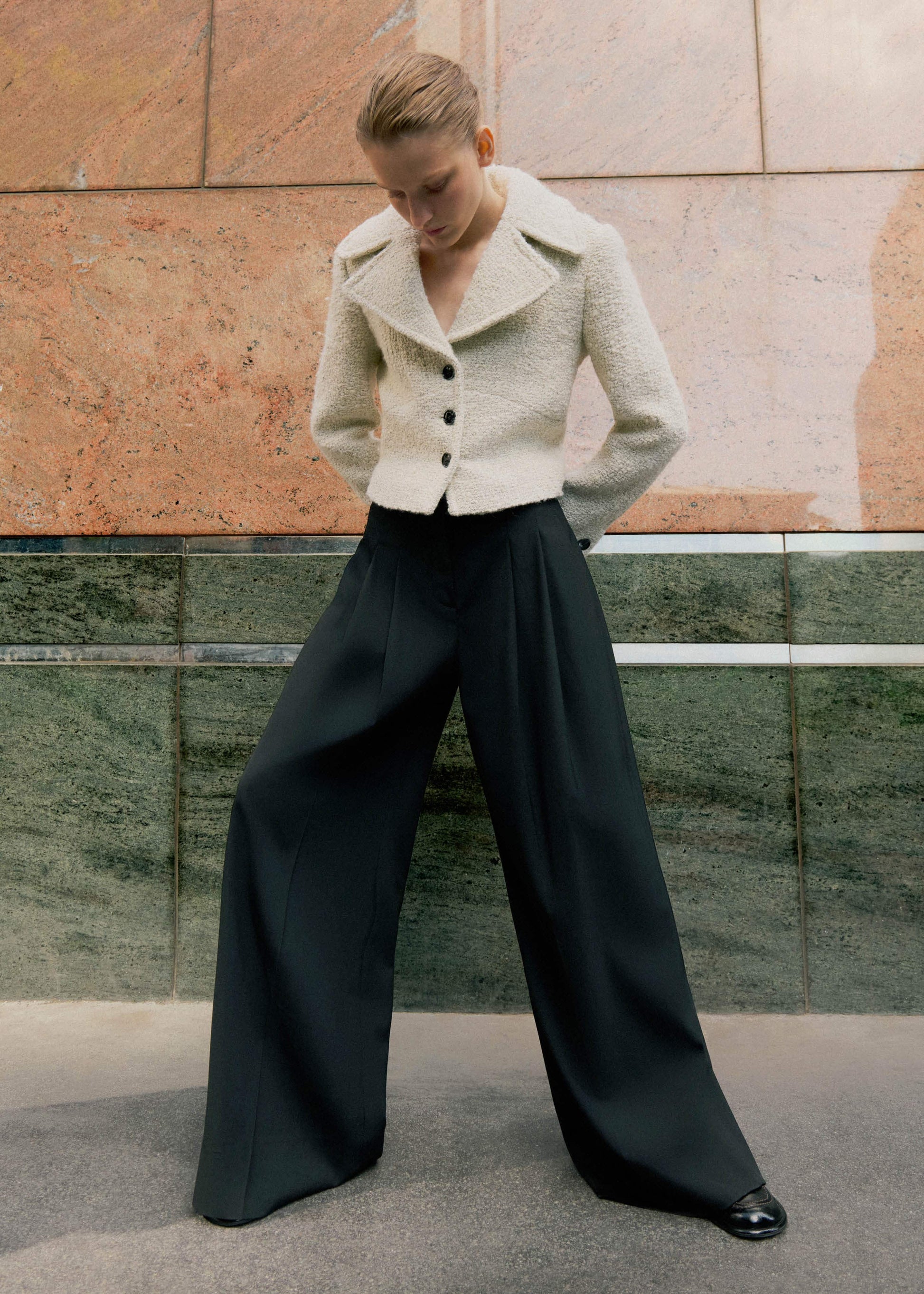 Black Wide-Leg Pleat Pant