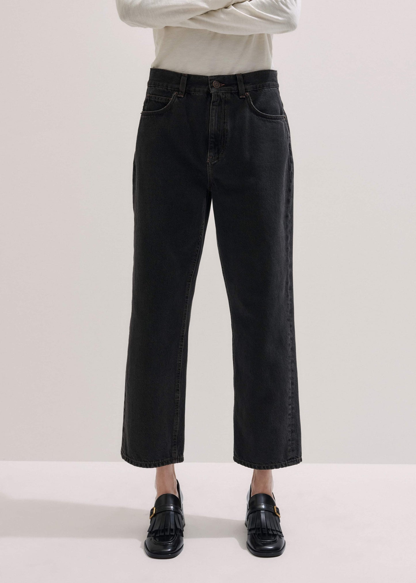 Black Straight Cropped Relaxed Jean