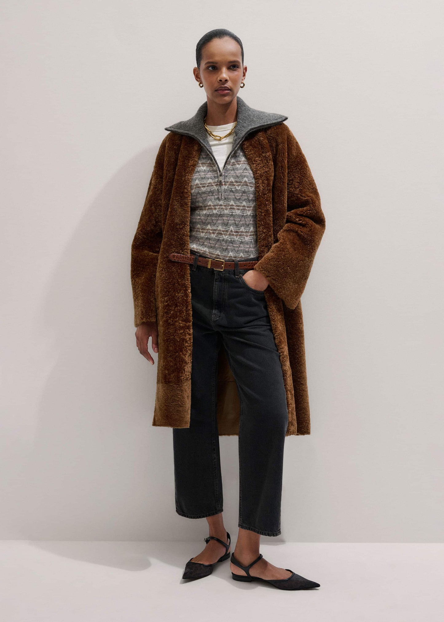 Black Straight Cropped Relaxed Jean