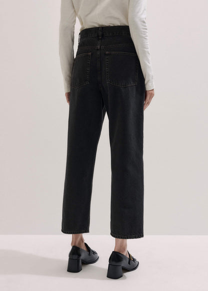 Black Straight Cropped Relaxed Jean