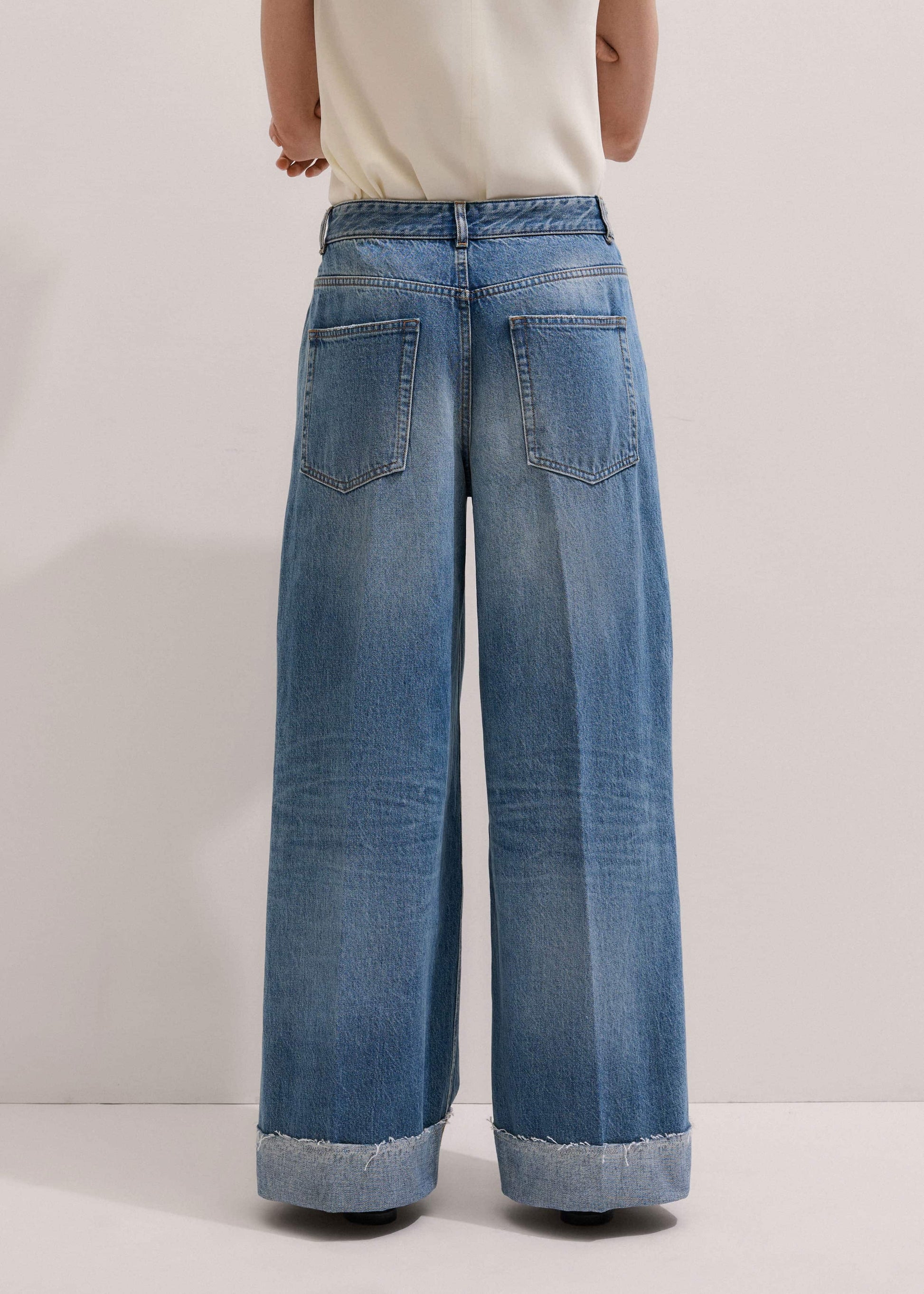 Mid Blue Straight Ankle Grazer Jean