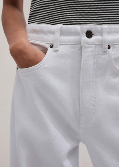 White Exaggerated Taper Jean