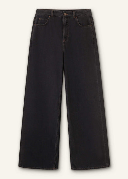Black Every-Wear Baggy Jean