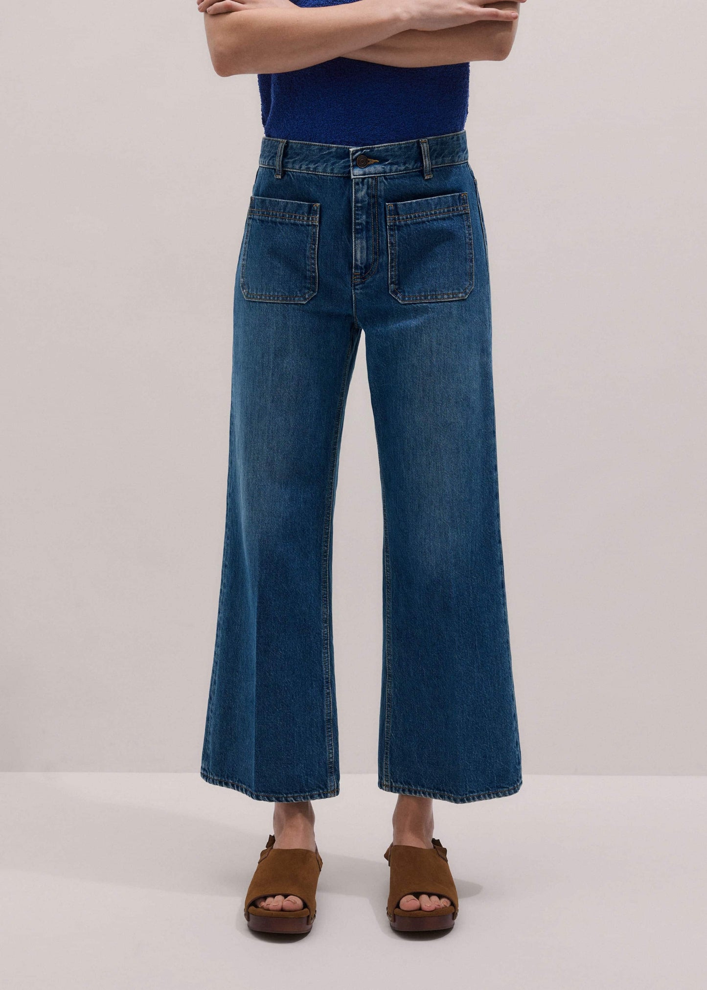 Blue Leg Elongator Crop Jean