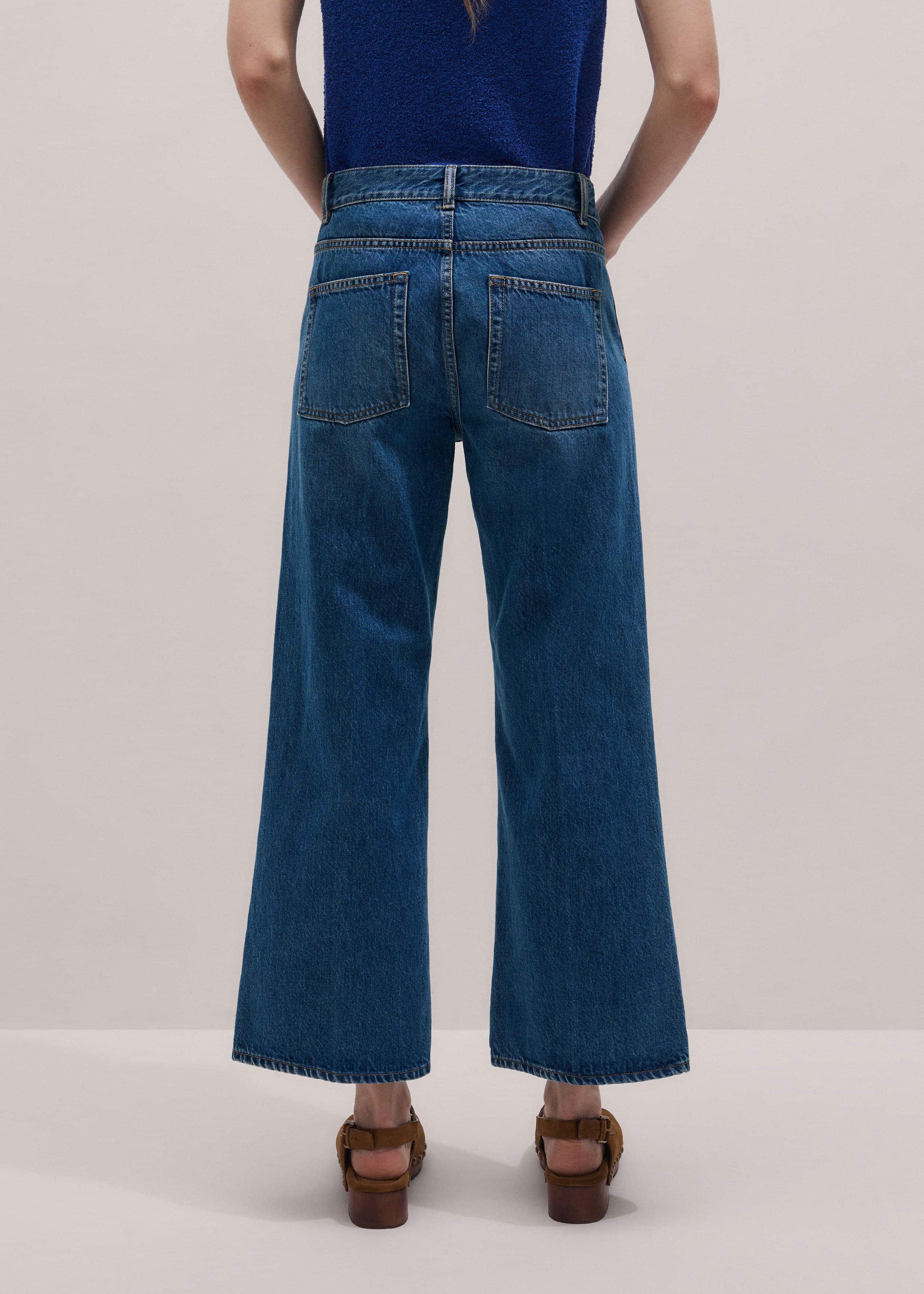 Blue Leg Elongator Crop Jean