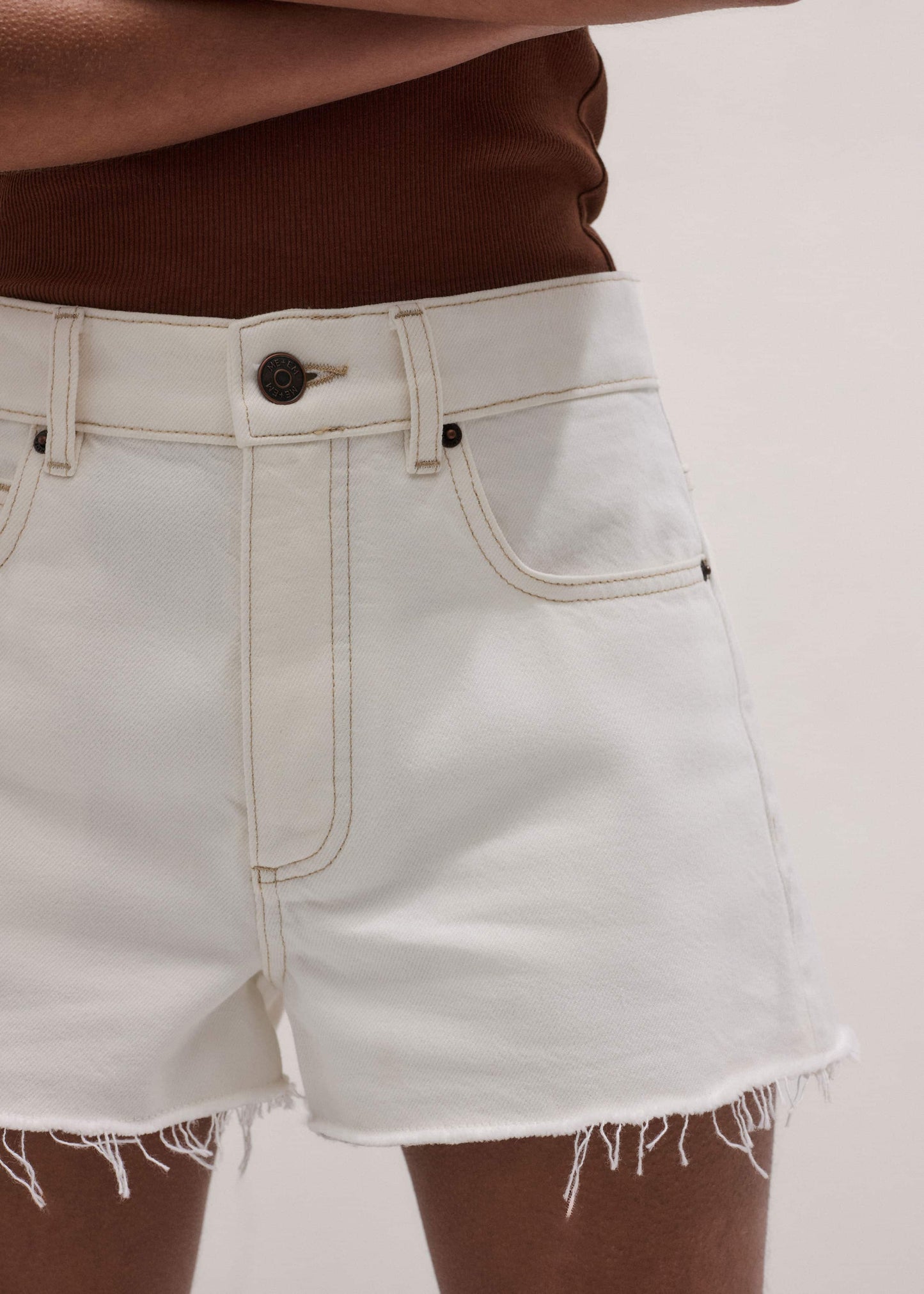 Ecru Classic Cut Off Short