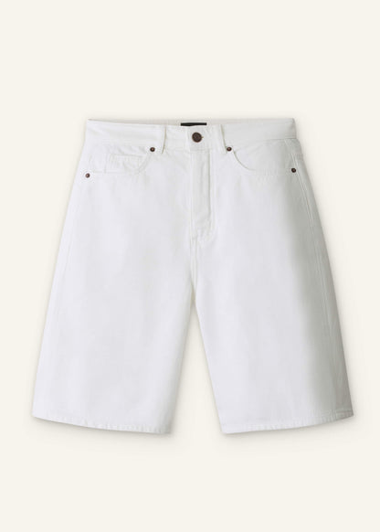 White Bermuda Short