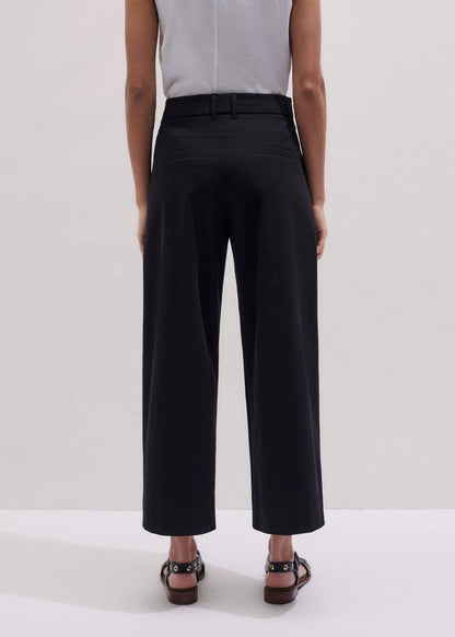 Black Straight Crop Pleat Front Pant