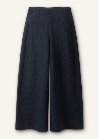Navy Curling Cross Jacquard Cropped Pant