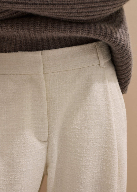 Ivory Clever Tapered Pant