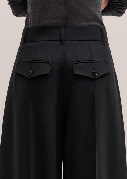 Black Pintuck Taper Pant