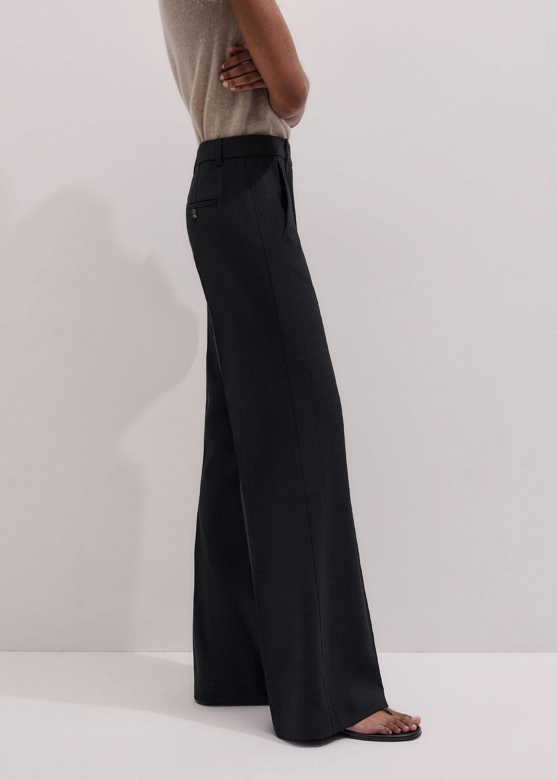 Black Tailored Leg Elongator Pant