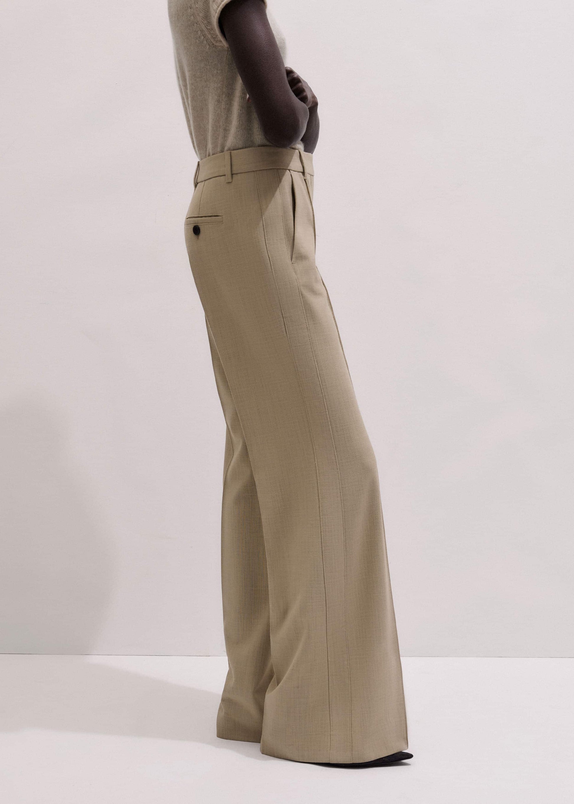 Sand Tailored Leg Elongator Pant