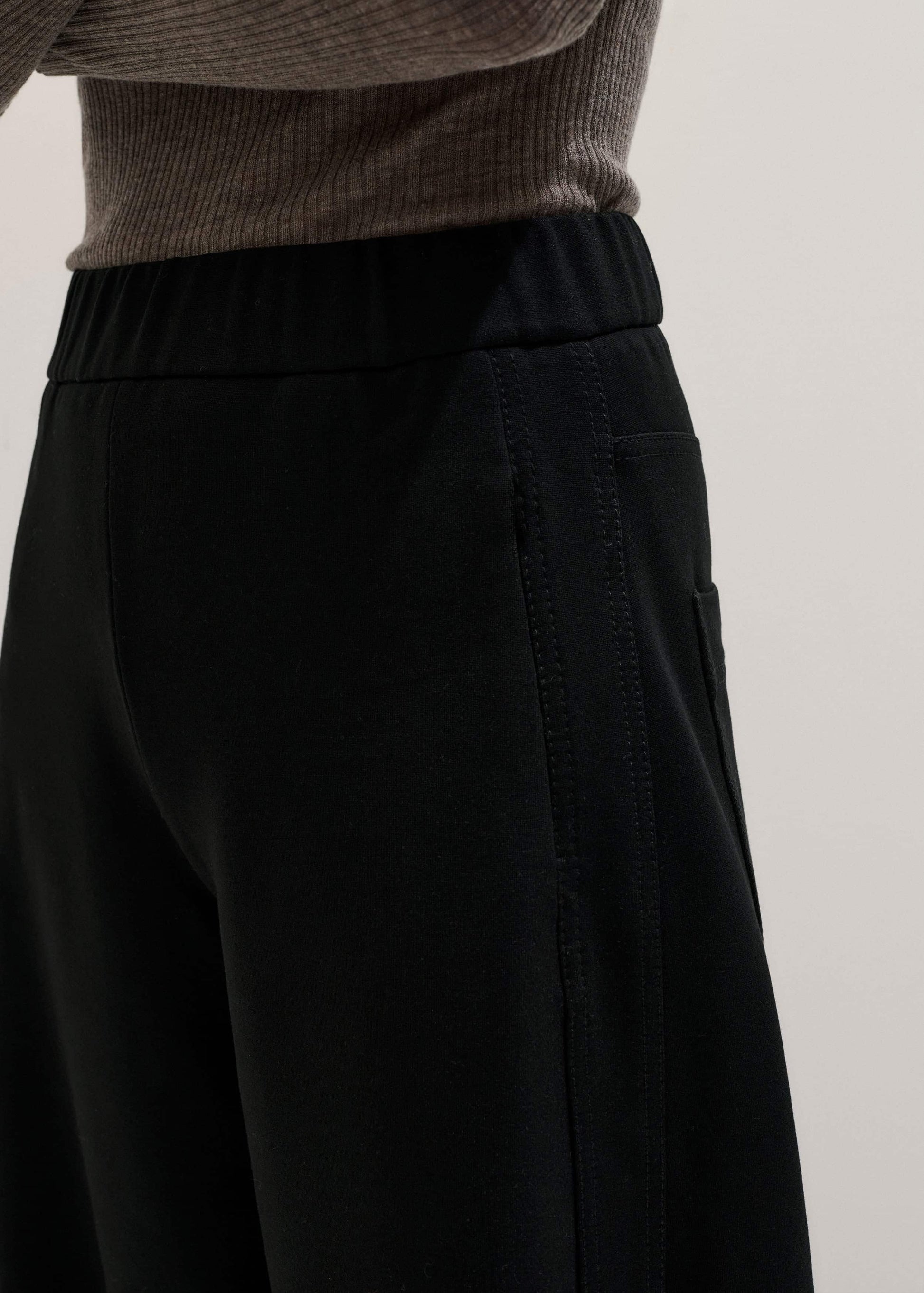 Black Luxe Travel Tailoring Barrel-Leg Pant