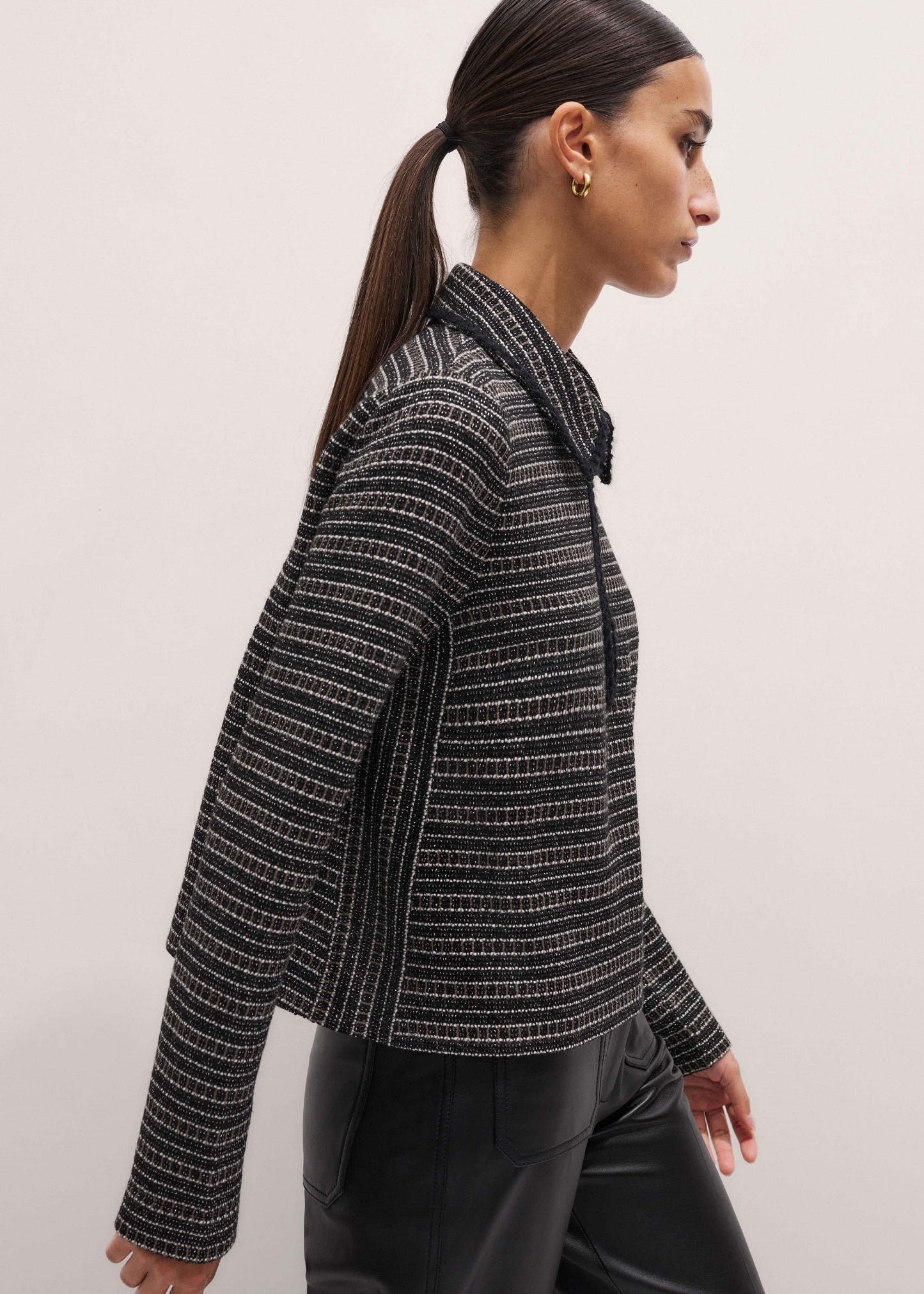 Black AM-PM Swing Top