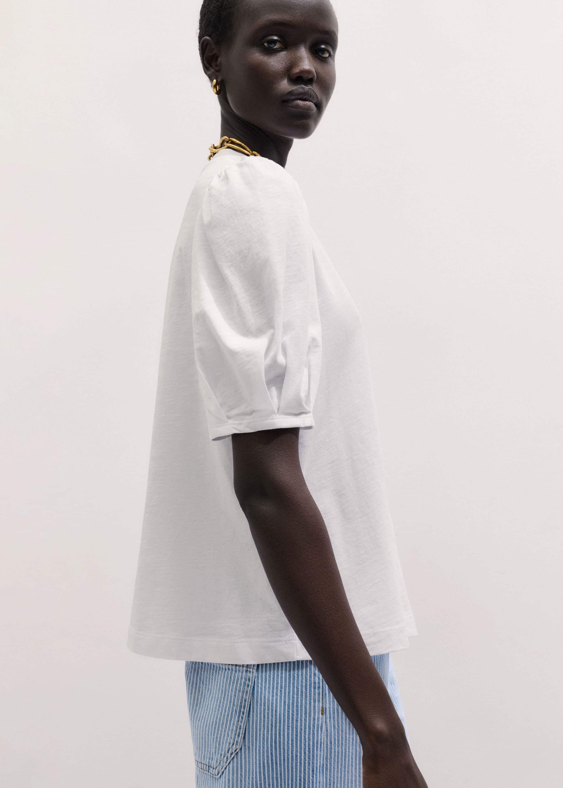 White Feminine Sleeve Swing Top