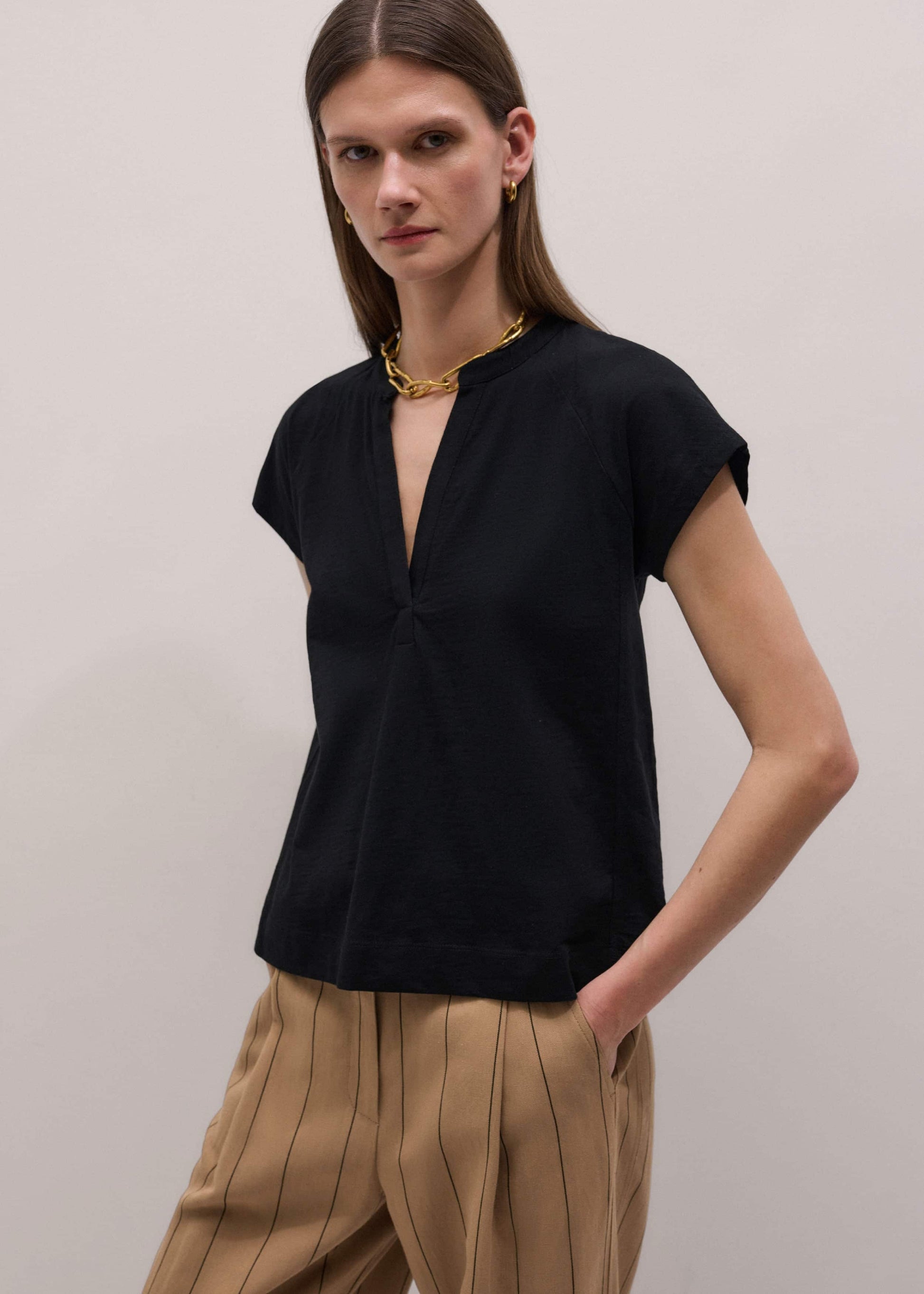 Black Open Placket Swing Top