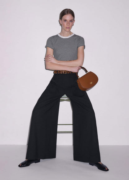 Black Swan Slim Tee