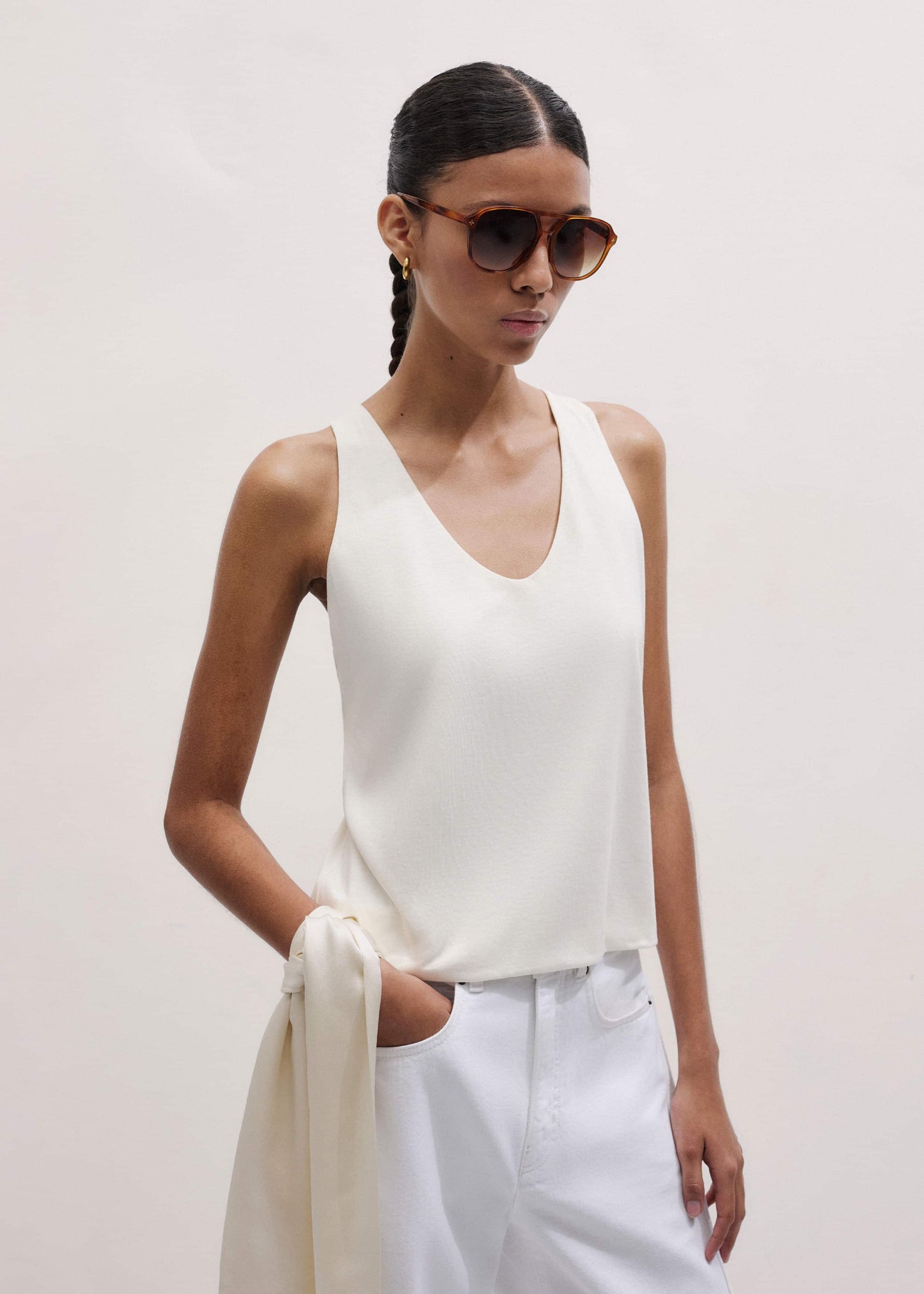 Cream Scoop Neck Vest