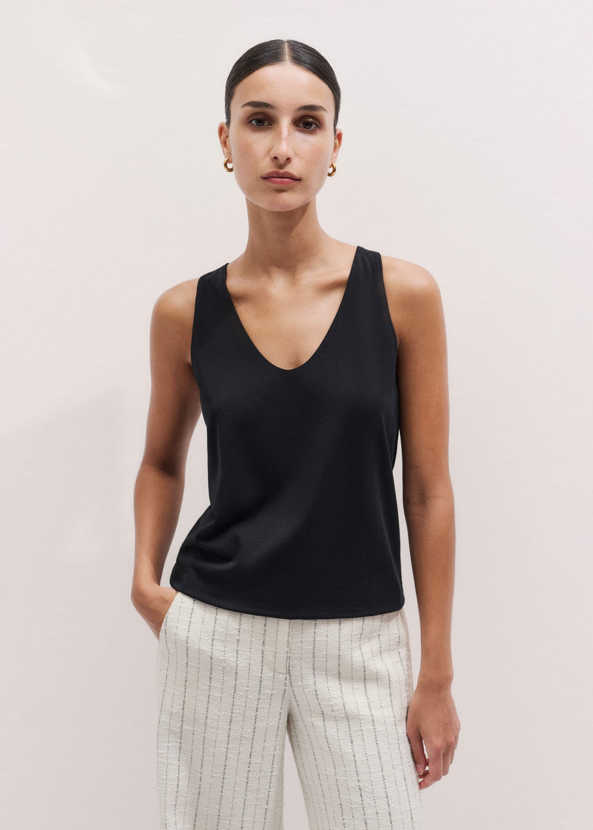 Black Scoop Neck Vest