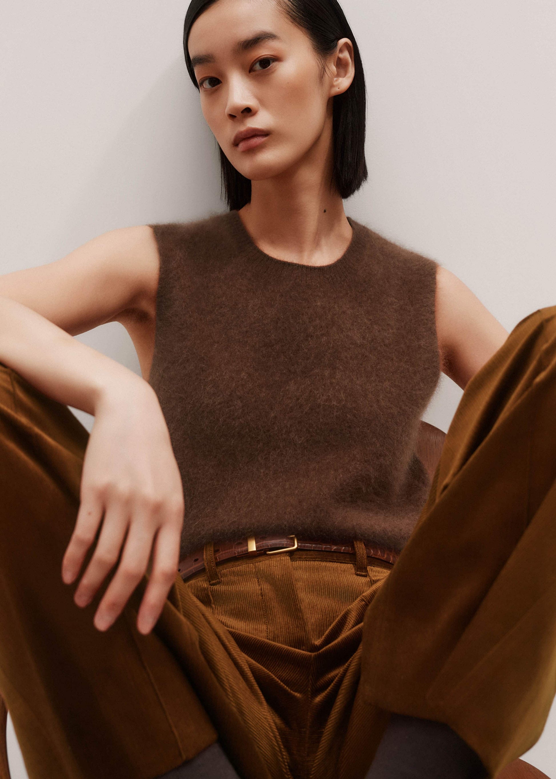 Brown Straight Sweater Vest