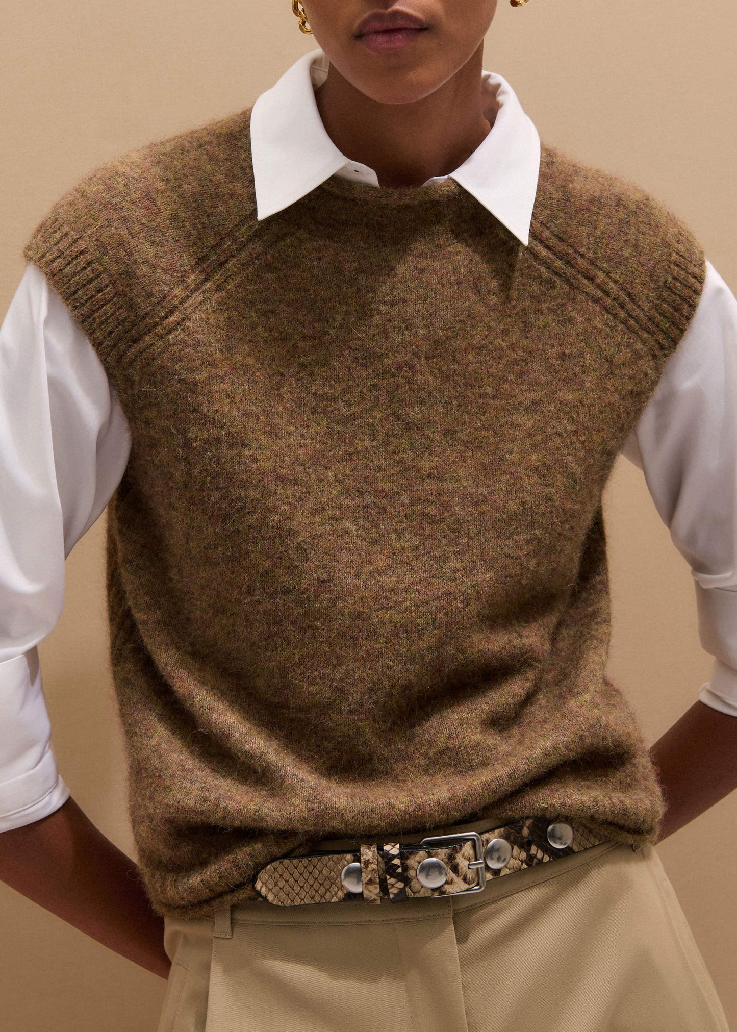 Brown Roll Trim Straight Layering Sweater Vest