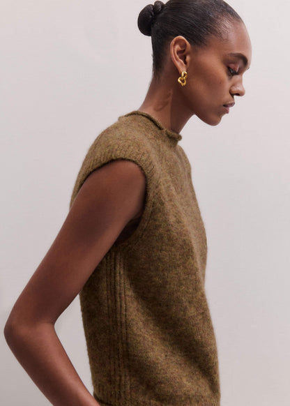 Brown Roll Trim Straight Layering Sweater Vest