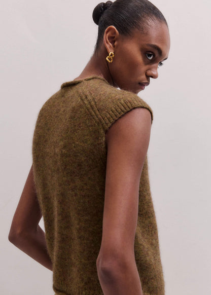 Brown Roll Trim Straight Layering Sweater Vest