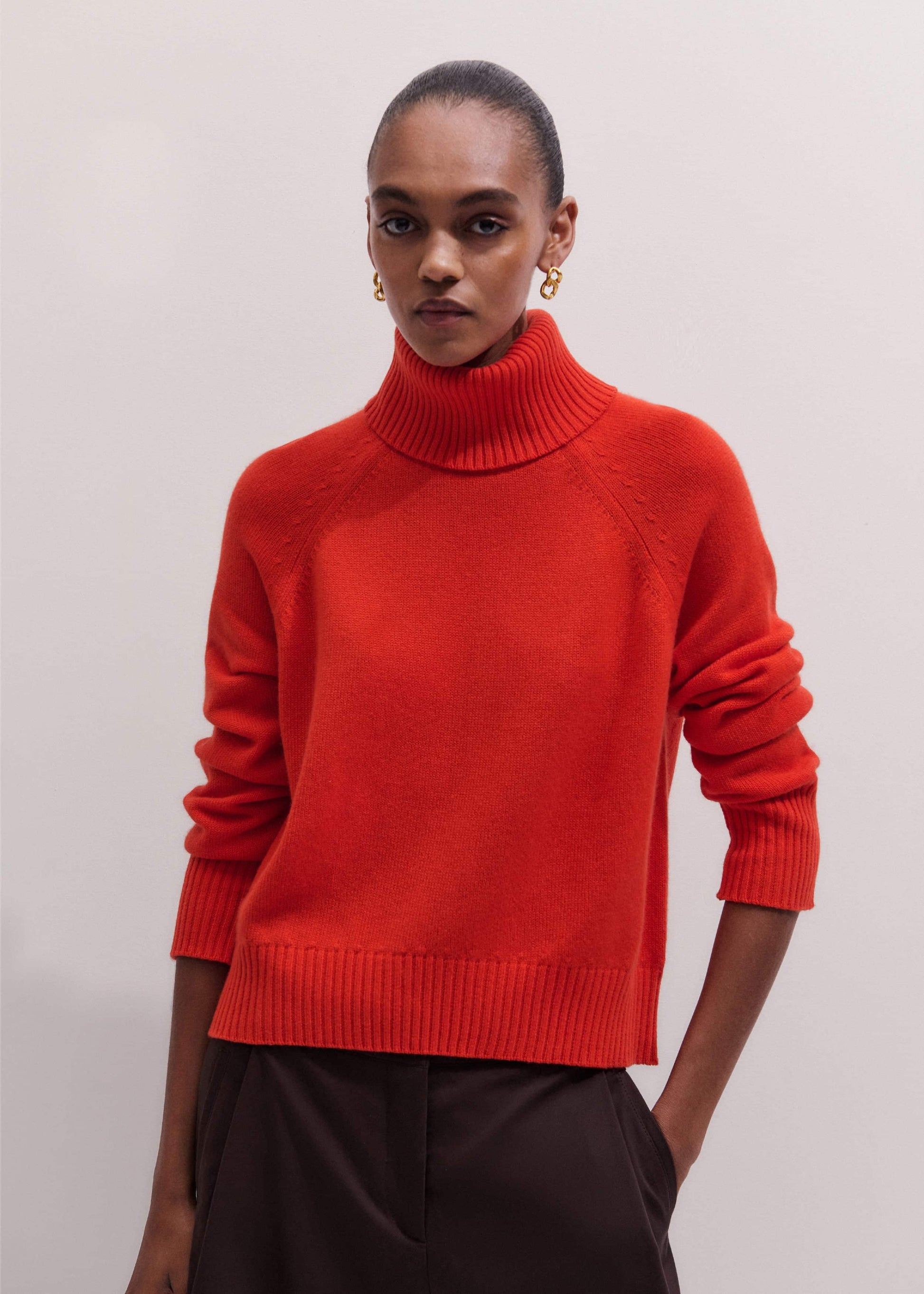 Red Cashmere Curved Hem Raglan Sweater + Snood