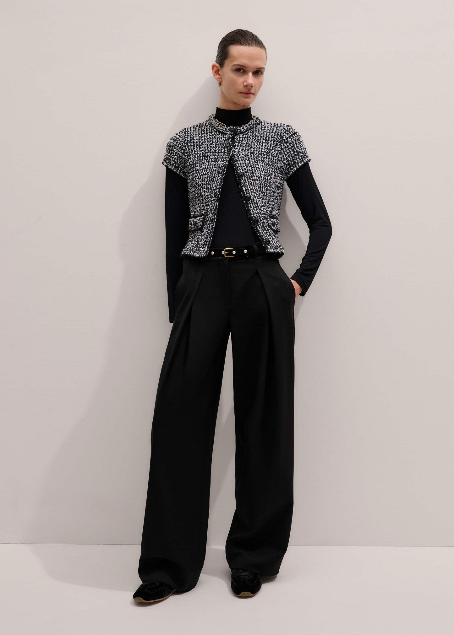 Black Tweed Knit Pouf Sleeve Crop Jacket