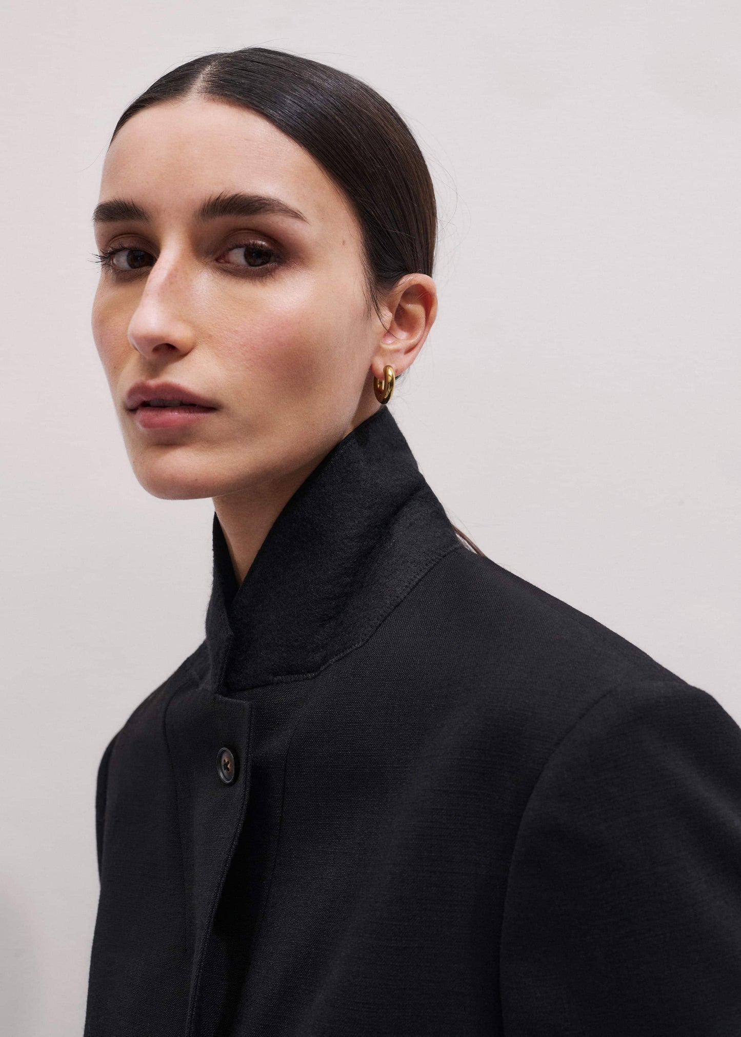 Black Icon Intelligently Oversized Short Blazer