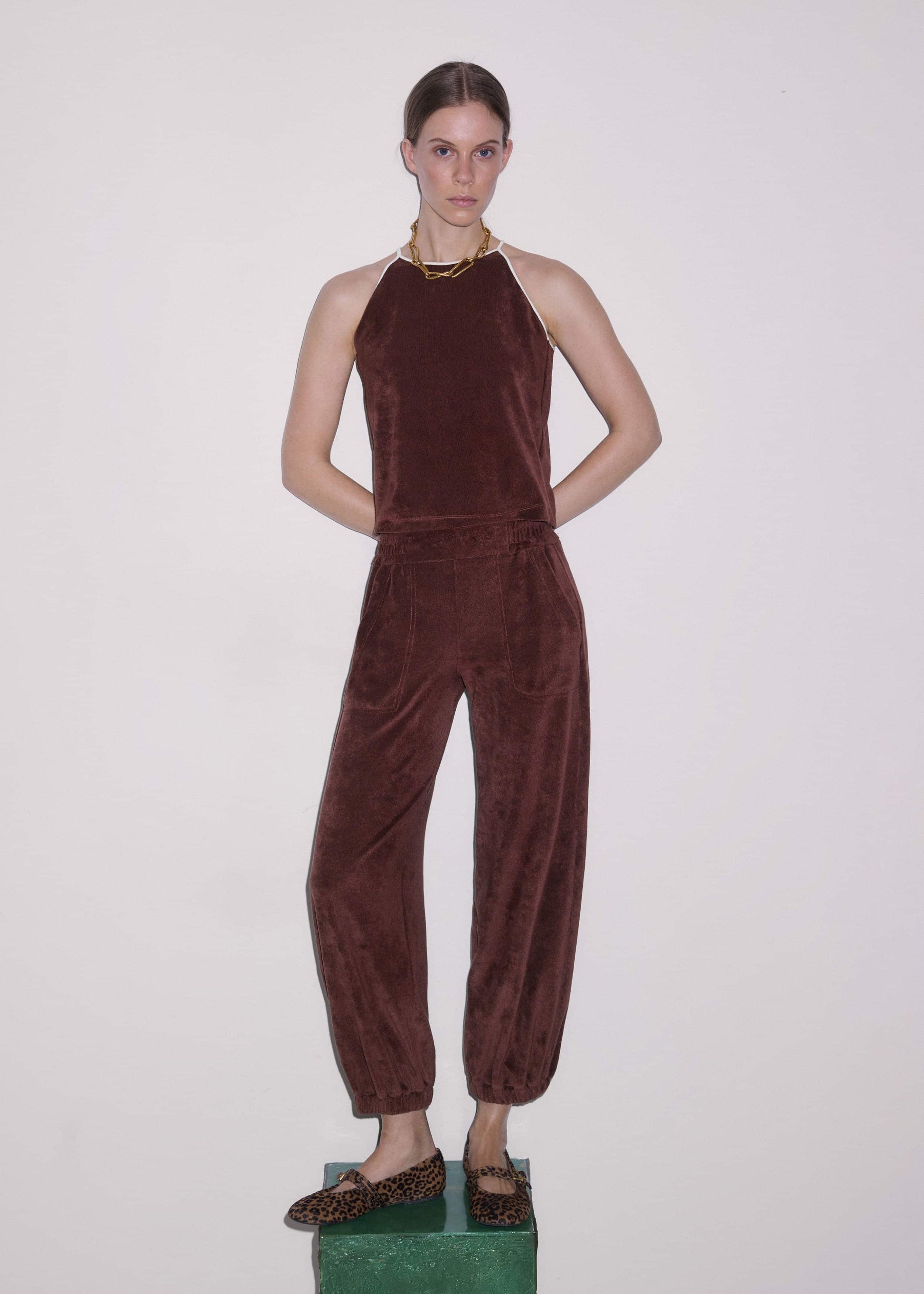 Cinnamon Brown Relaxed Jogger Set
