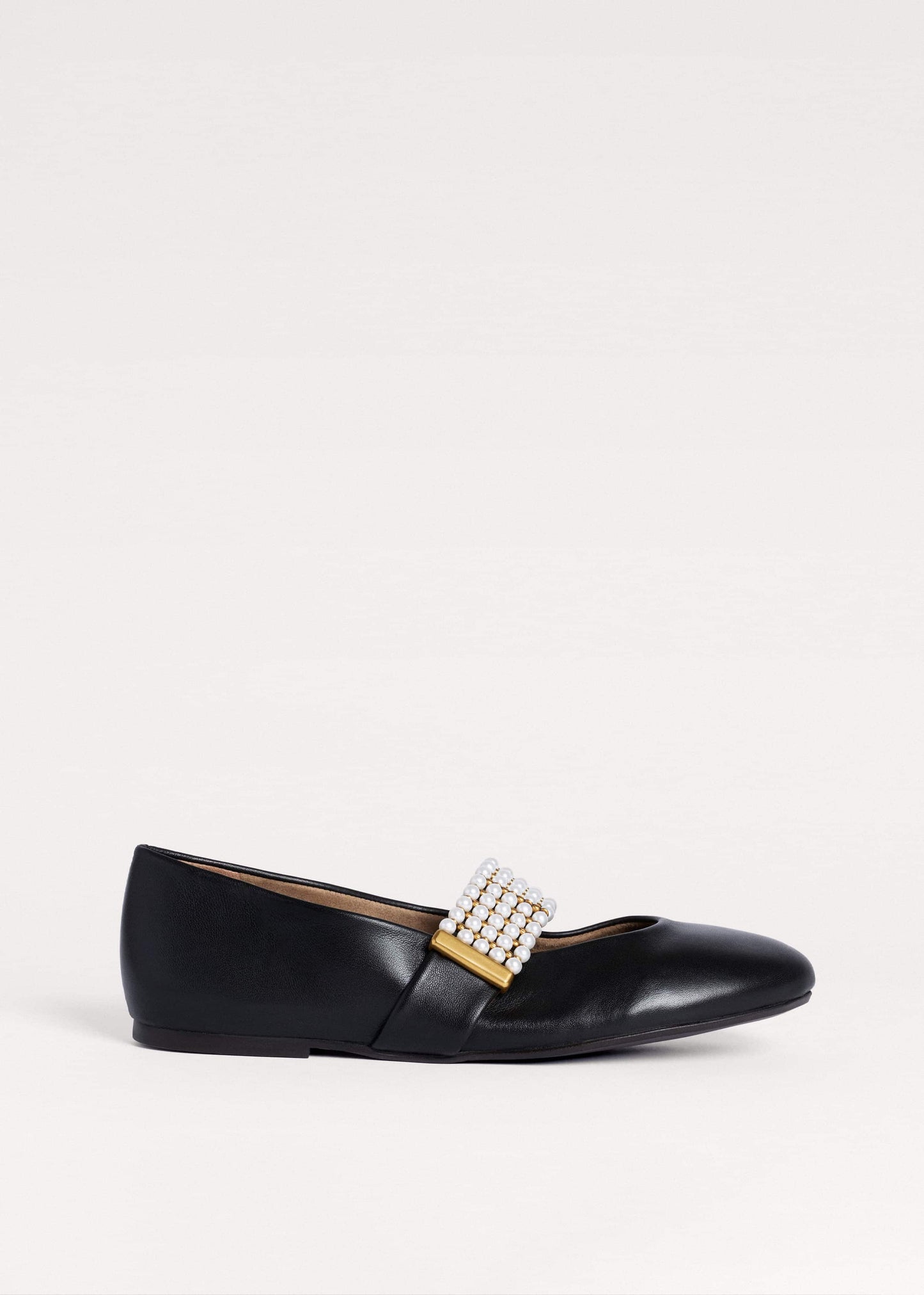 Black Pearl Trim Round Ballet Flat