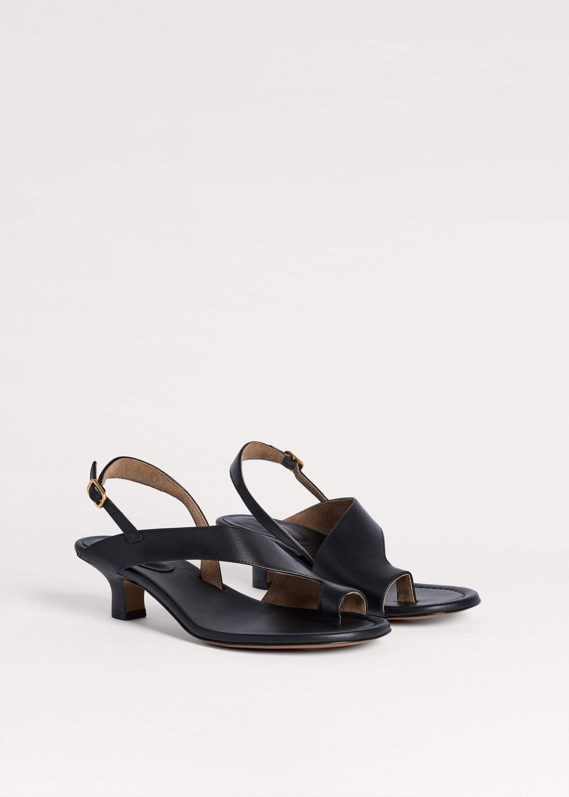 Black Asymmetric Heel