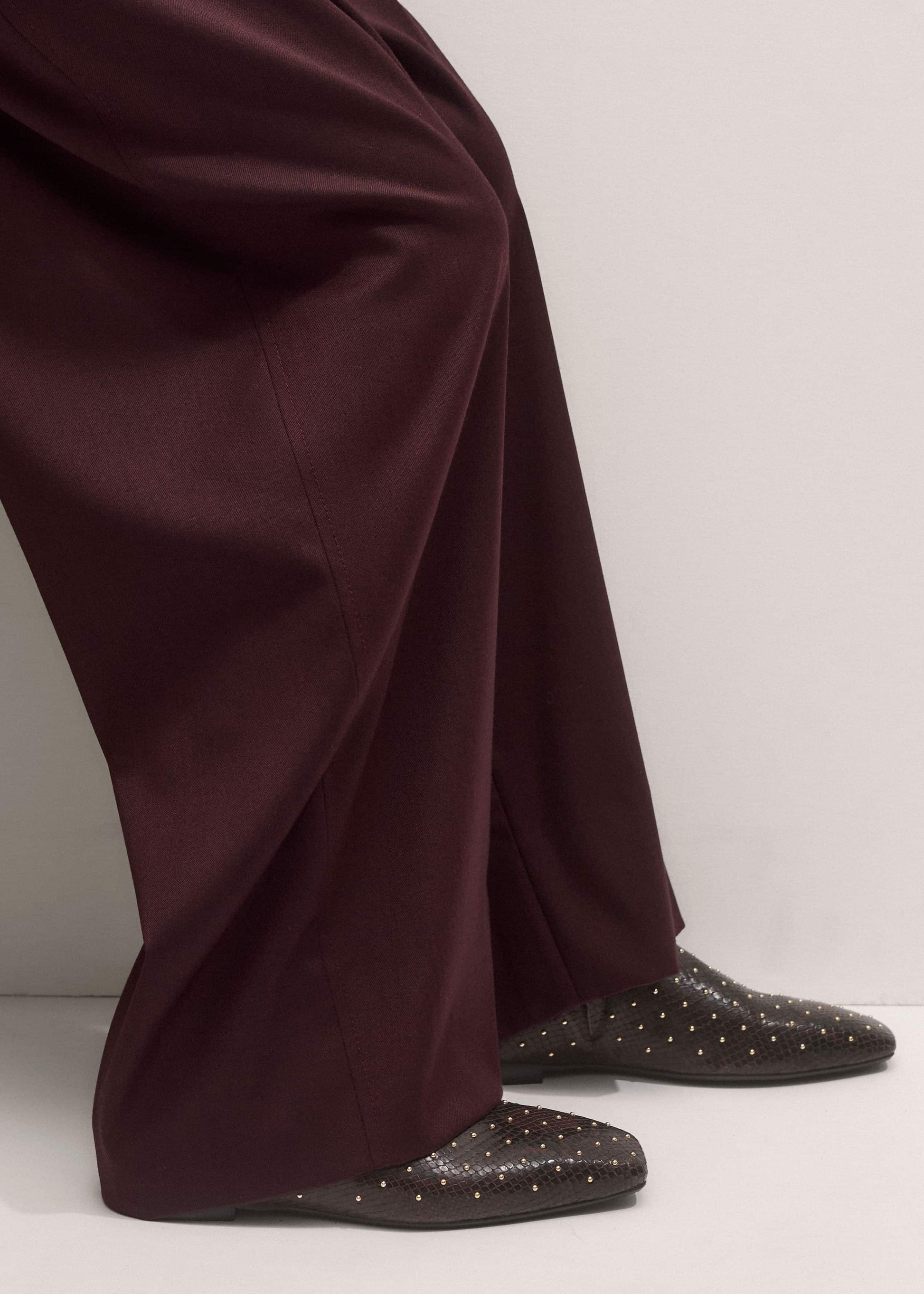 Brown Square Toe Slipper