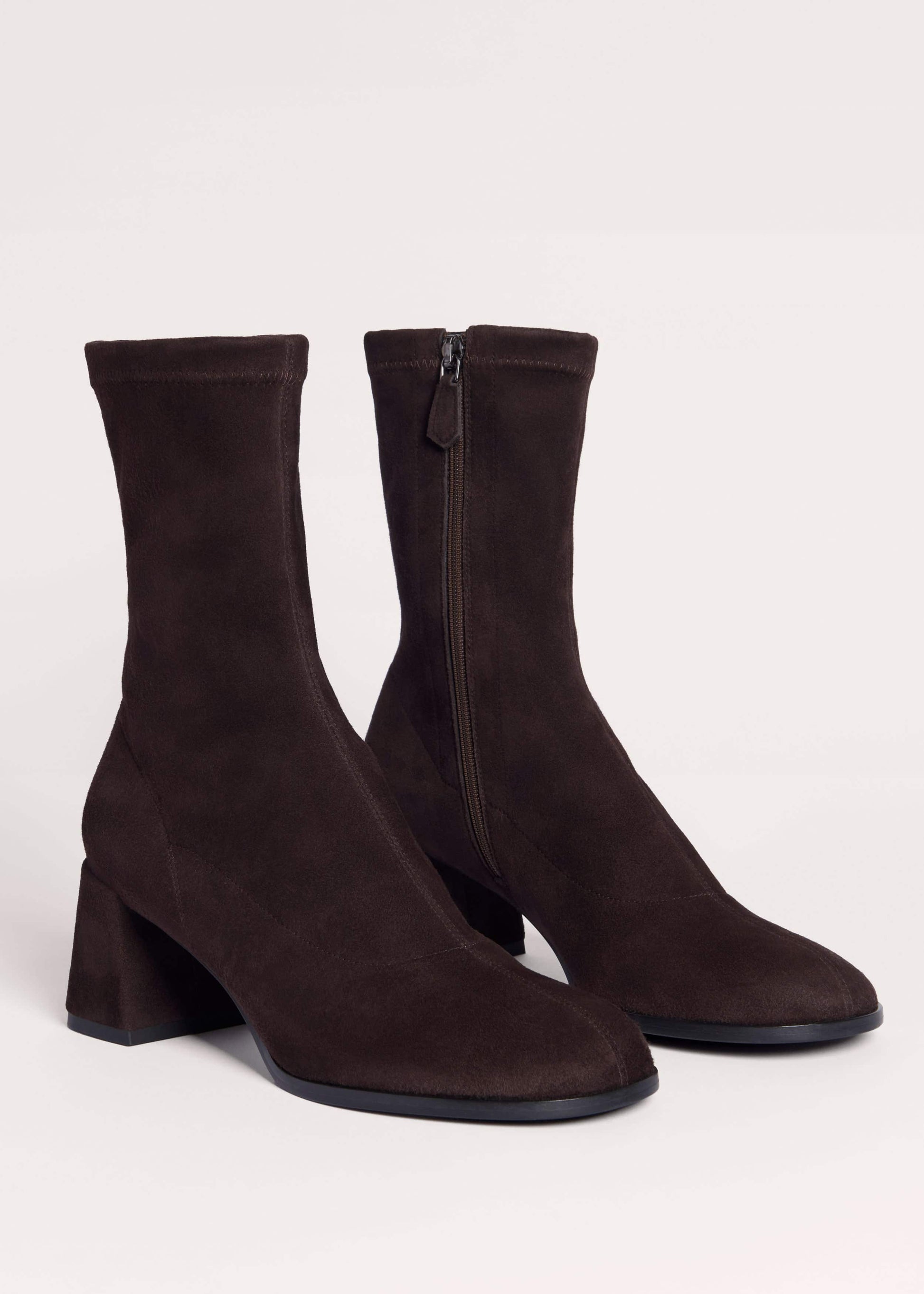 Brown Ankle Stretch Boot