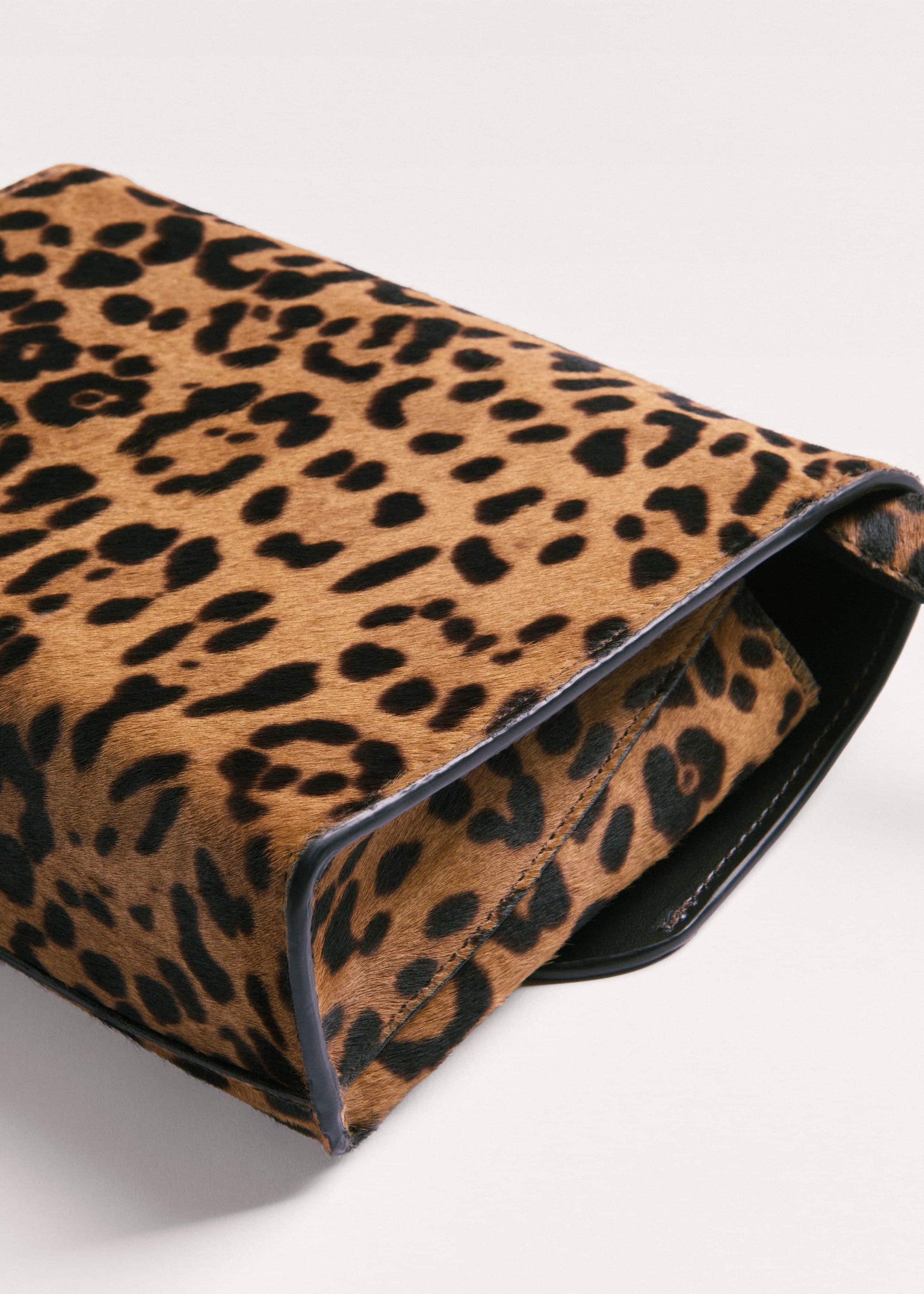 Brown 2-Way Leopard Print Crossbody Bag