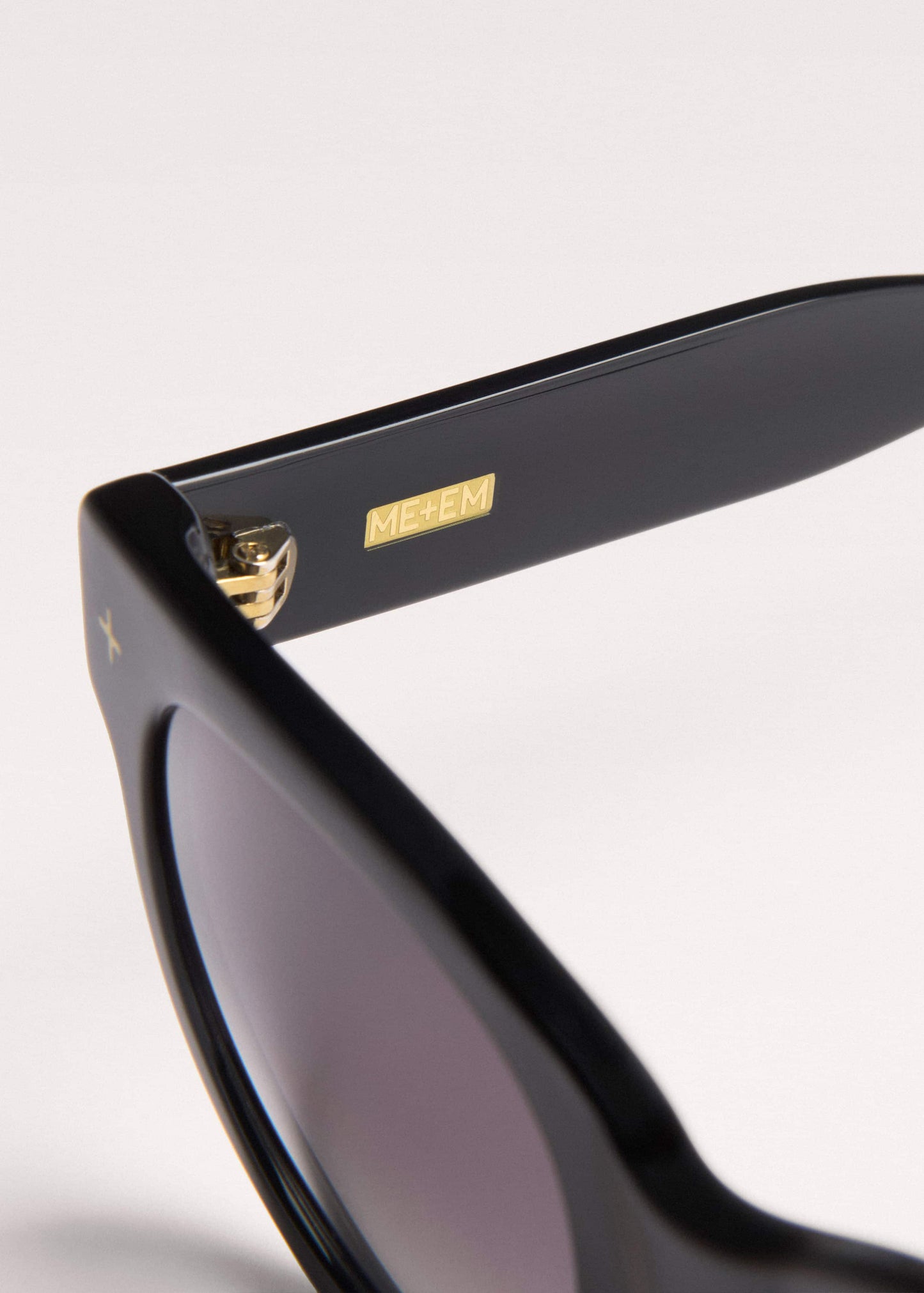 Black D Frame Sunglasses